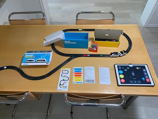 intelino J-1 Train Intelligent Kit de Départ - Train de Jouet Robot Qui Enseigne Le Codage à Travers Le Jeu - Compatible avec Les Trains en Bois