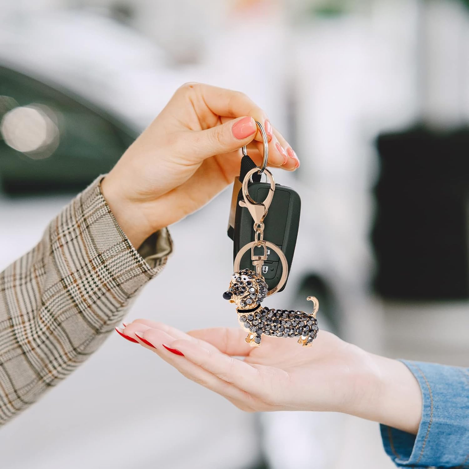 GOOTRADES Set of 3 Bling Dog Dachshund Keychain, Rhinestone Weiner Dog Key Chain Handbag Pendant Car Decor Key Ring - Image 5