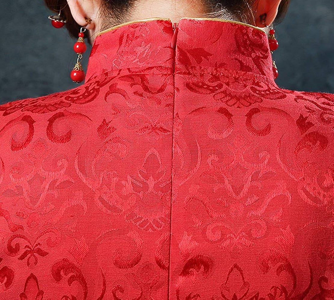 Amazon.com: Cosplay Life Red and Gold Phoenix Brocade Chinese Traditional Cheongsam  Dress for Women (S): Clothing, Shoes & Jewelry