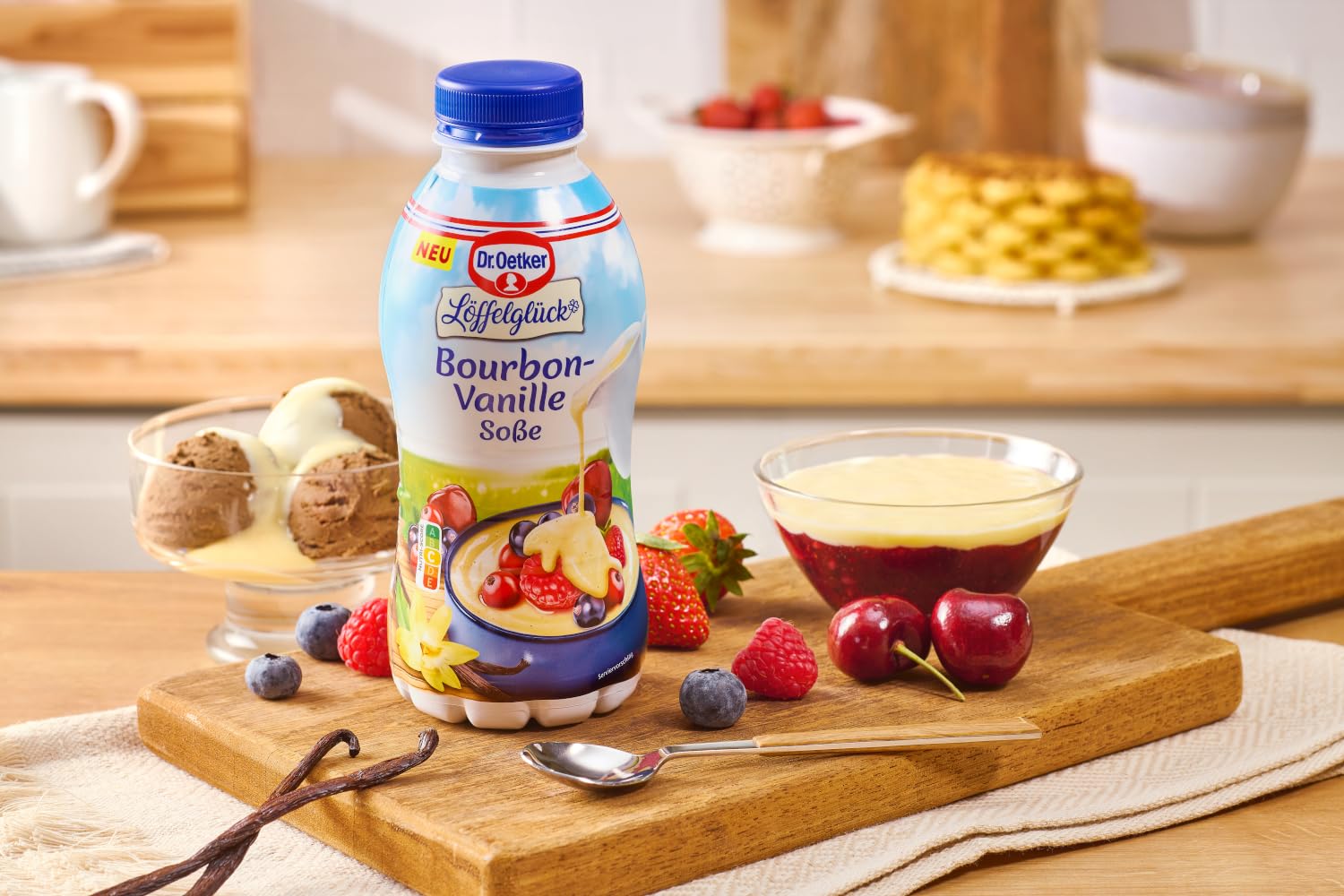 Dr. Oetker Bourbon-Vanille-Soße 500 ml ungekühlt, 10er Pack fertige Vanillesoße in der 500 ml Flasche, cremige Textur und feines Vanillearoma, Vanille-Dessert Soße ohne Kochen ist sofort servierfertig