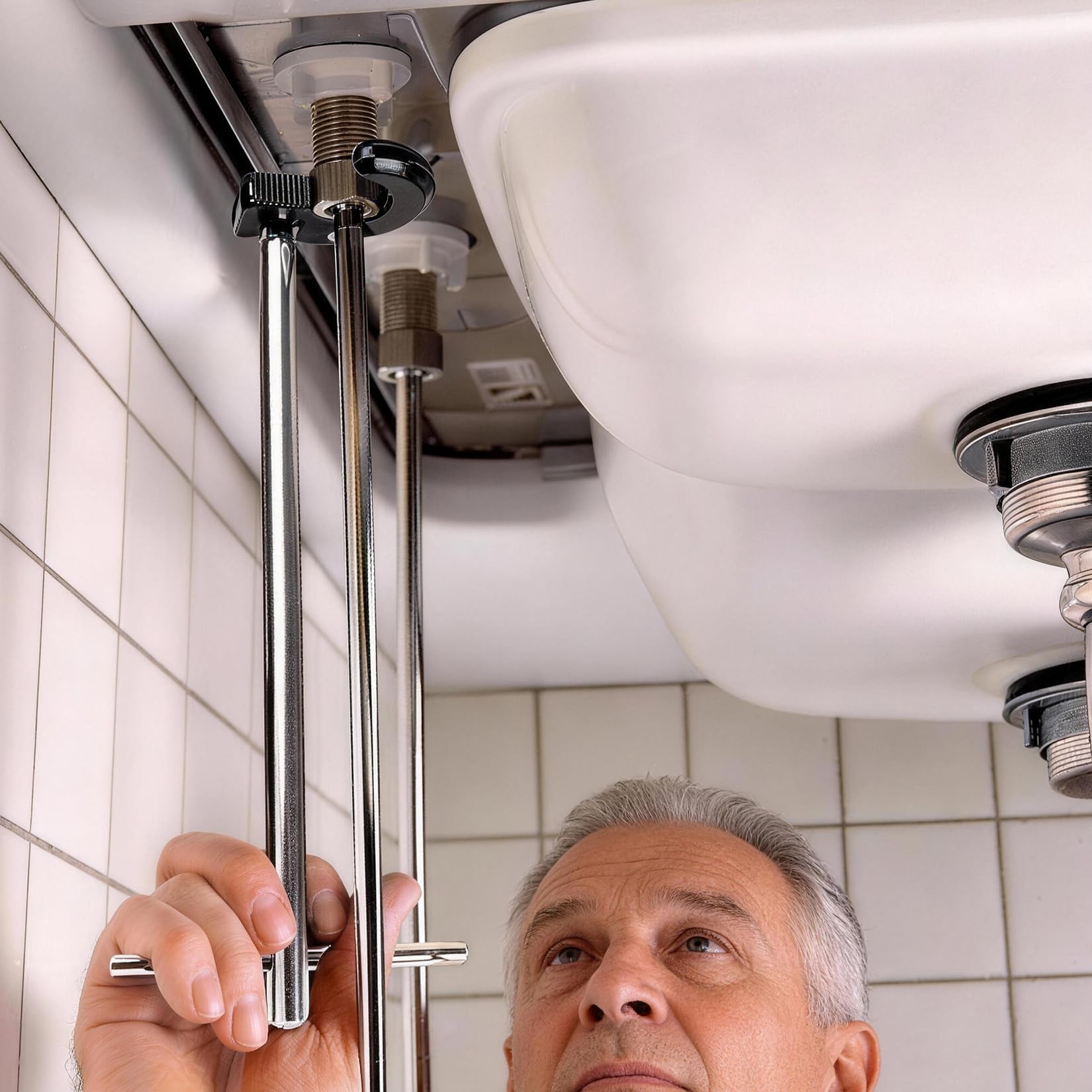 Shall Llave de lavabo de 11”, llave de fregadero ajustable, llave de tuerca de grifo totalmente pulida con capacidad de mandíbula de 3/8 a 1-1/4 pulgadas para espacios difíciles de