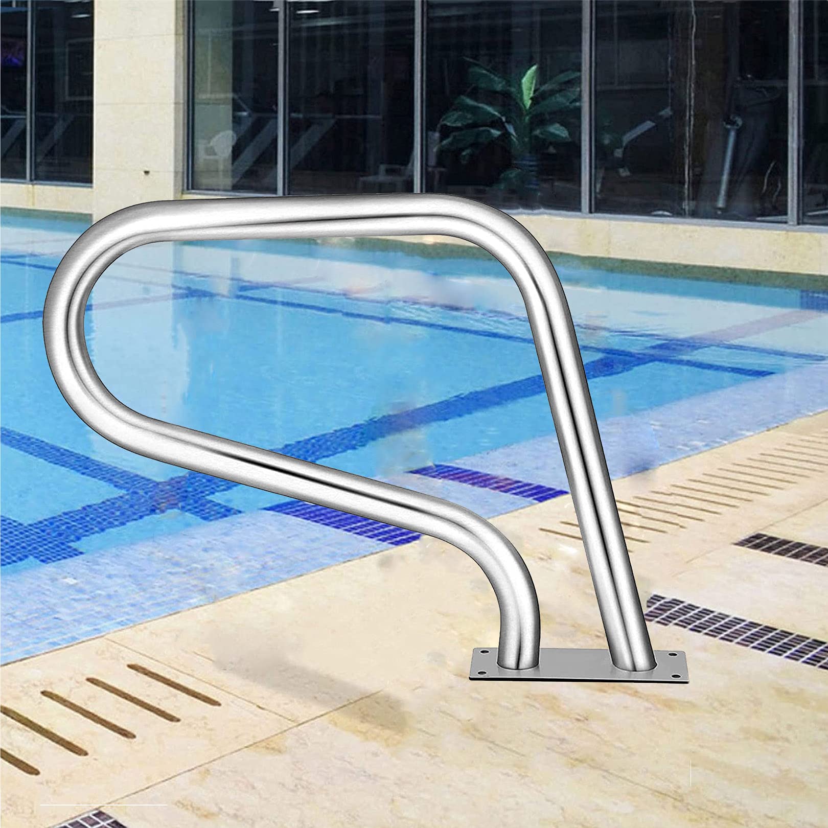Rampe d'escalier de piscine pour des baignades sereines en famille