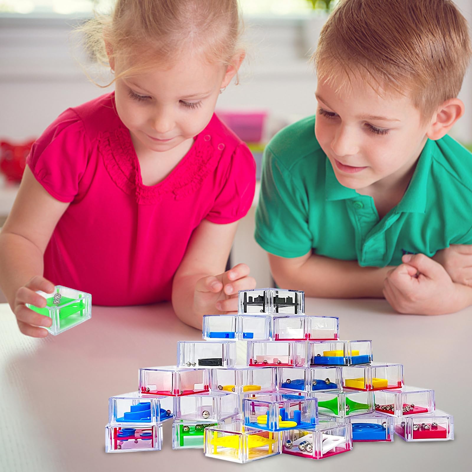24 sztuki mini gry myślącej, logiczna gra, gra w cierpliwość, 3D zręcznościowa zabawka na urodziny dziecka