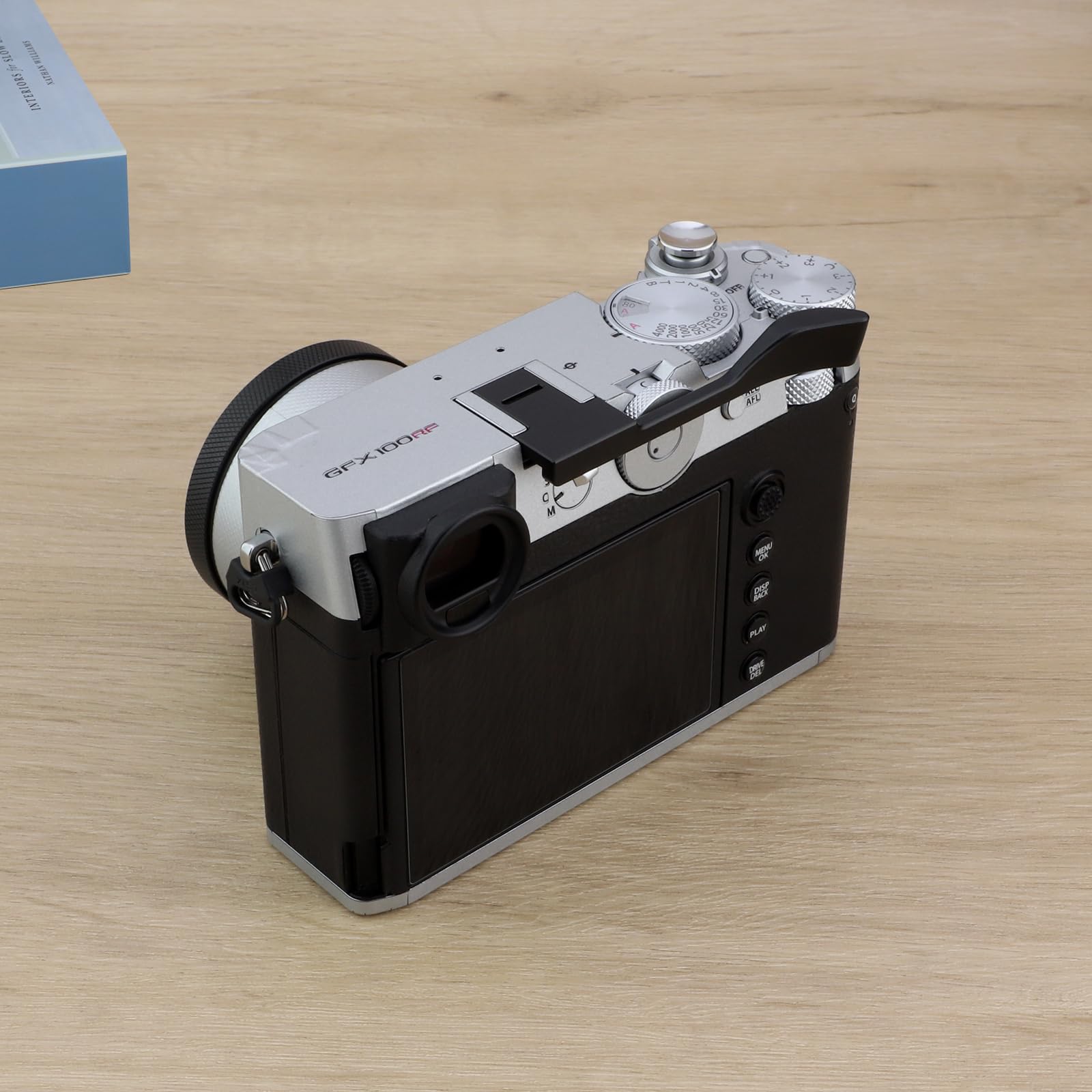 Haoge Uchwyt kciuka do aparatu Fujifilm GFX100RF akcesoria cyfrowe gorąca stopka metalowa podpórka kciuk podpórka uchwyt THB-GFXRFB czarny