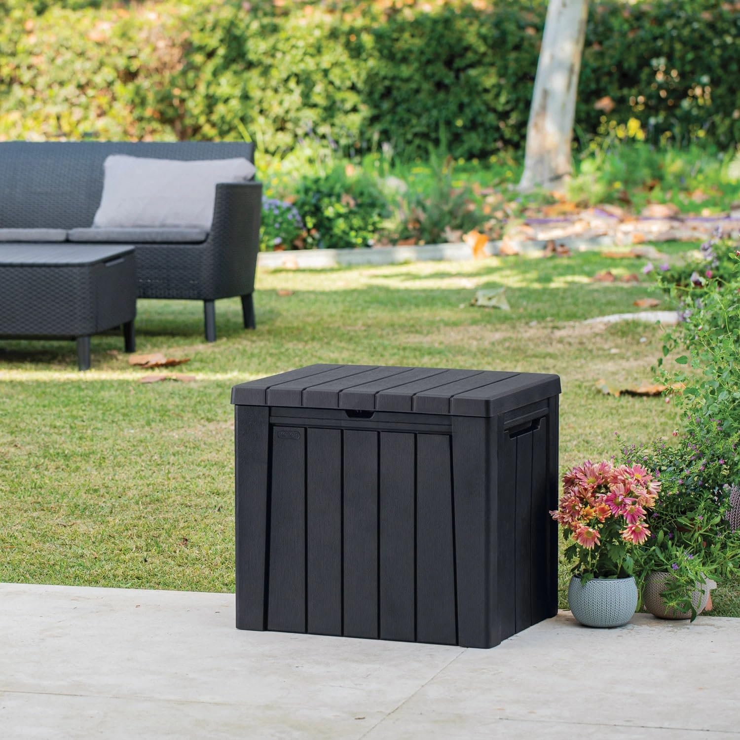 Keter Urban 30 Gallon Outdoor Deck Box/Storage Table, Graphite