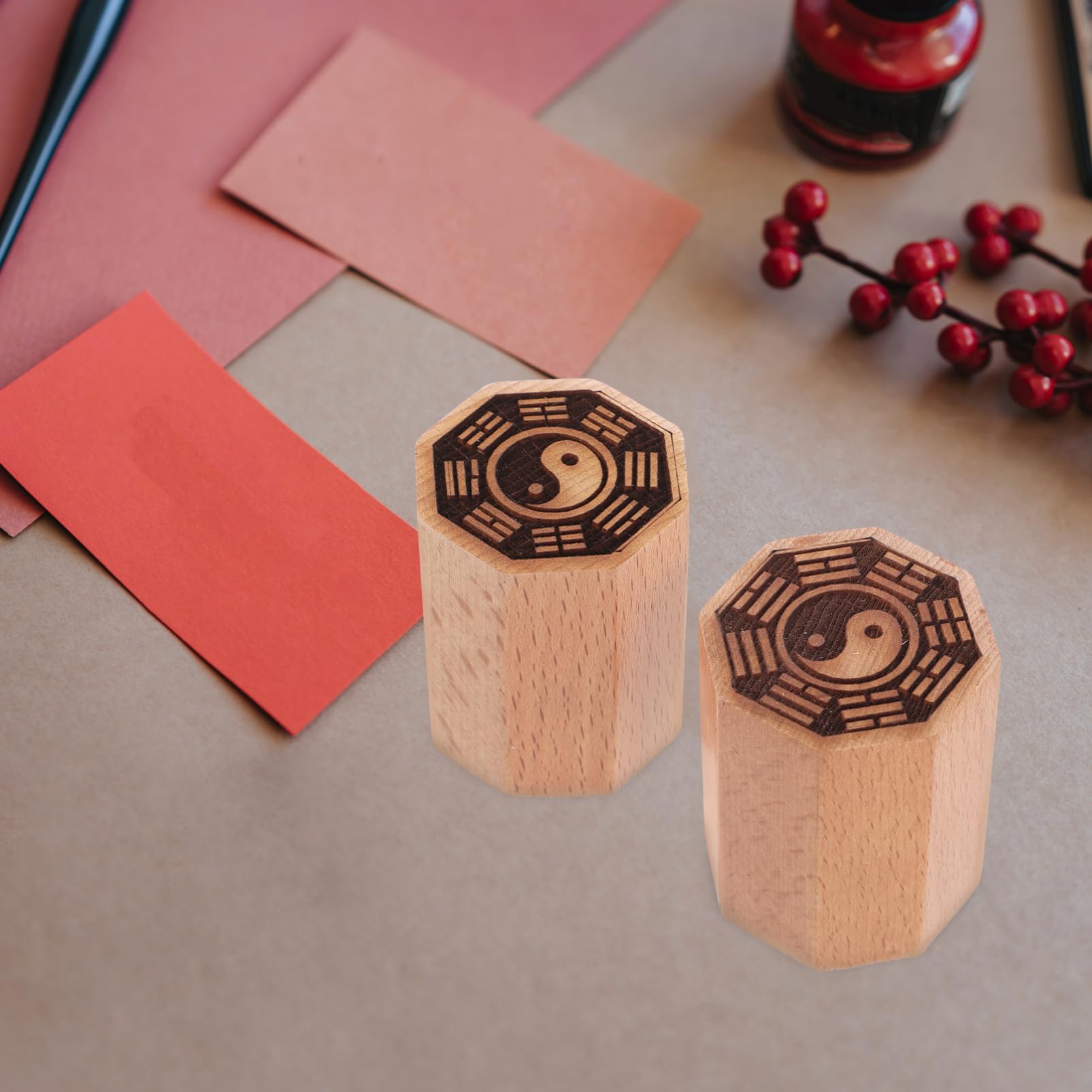 NUOBESTY 4 Set Sigillo Bagua Feng Stampini Tradizionali Soldi Arredamento Moneta Romano Timbro Dell'album Sigillo Cinese Riutilizzabile Timbro Taoista Manuale Di Legno 2 Pezzi * 4