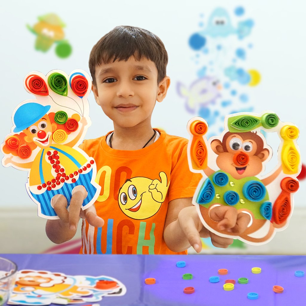 Circus Puppets – Make and play with Hand and Finger Puppets – Ready Paper Coils to decorate the puppets- Fun Craft Kit and Toy for 3 years and above Boys and Girls- Excellent Birthday Activity and Gift