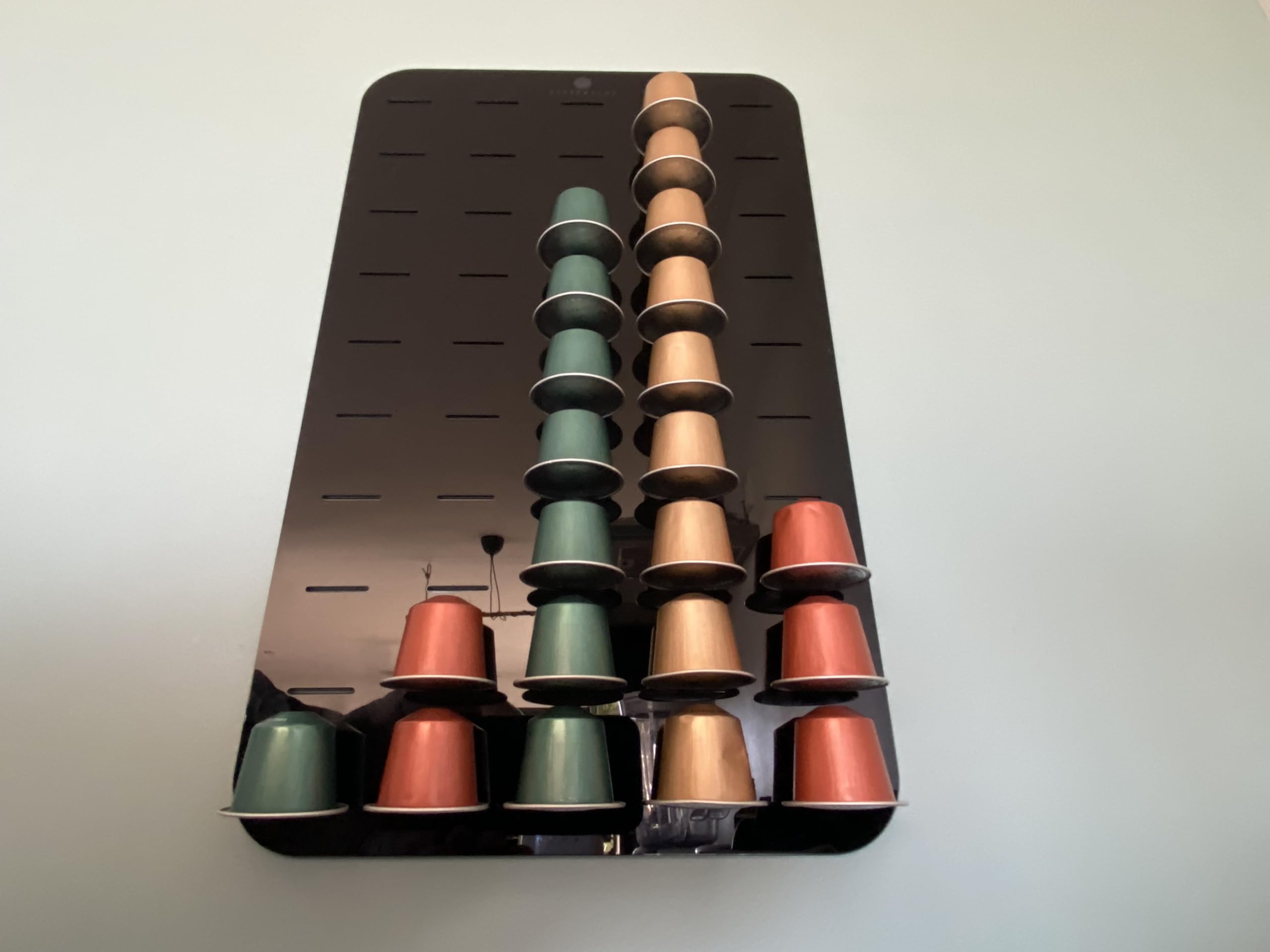 Distributeur capsules Nespresso Originale noir idéal pour un coin café organisé