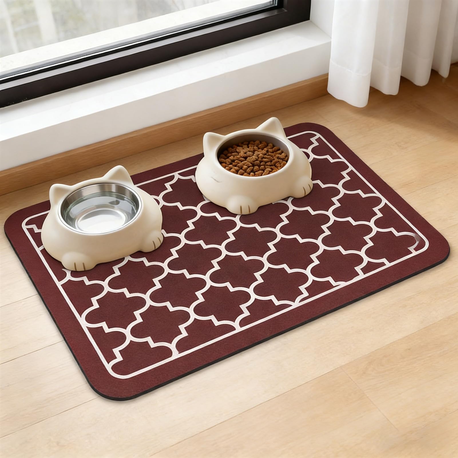 Tapis de nourriture pour chien pour garder un coin repas propre et sec