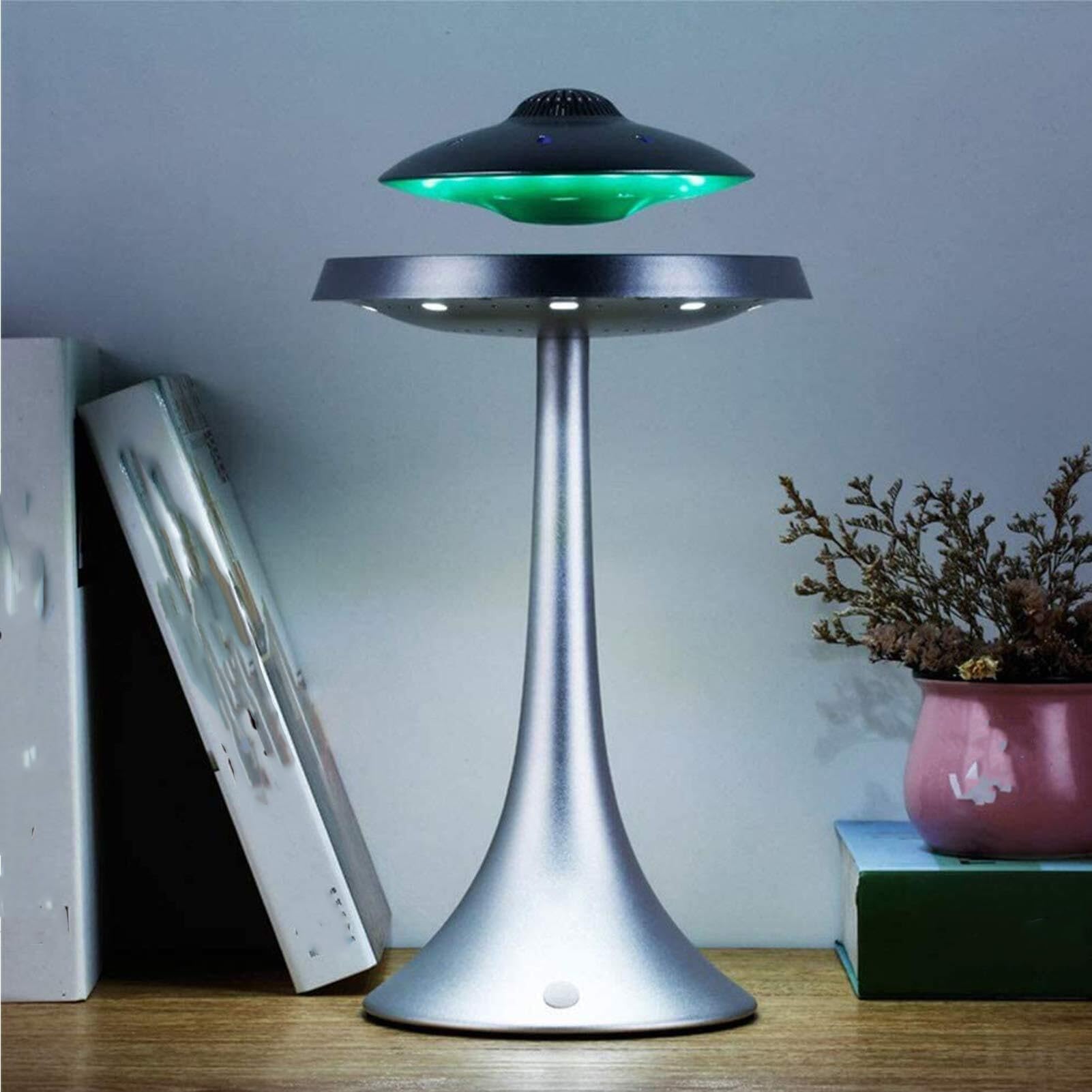 Altoparlante a levitazione magnetica, altoparlante Bluetooth UFO con ricarica wireless, altoparlante Bluetooth con lampada a LED con suono stereo da 5 W, rotazione a 360°, per la casa