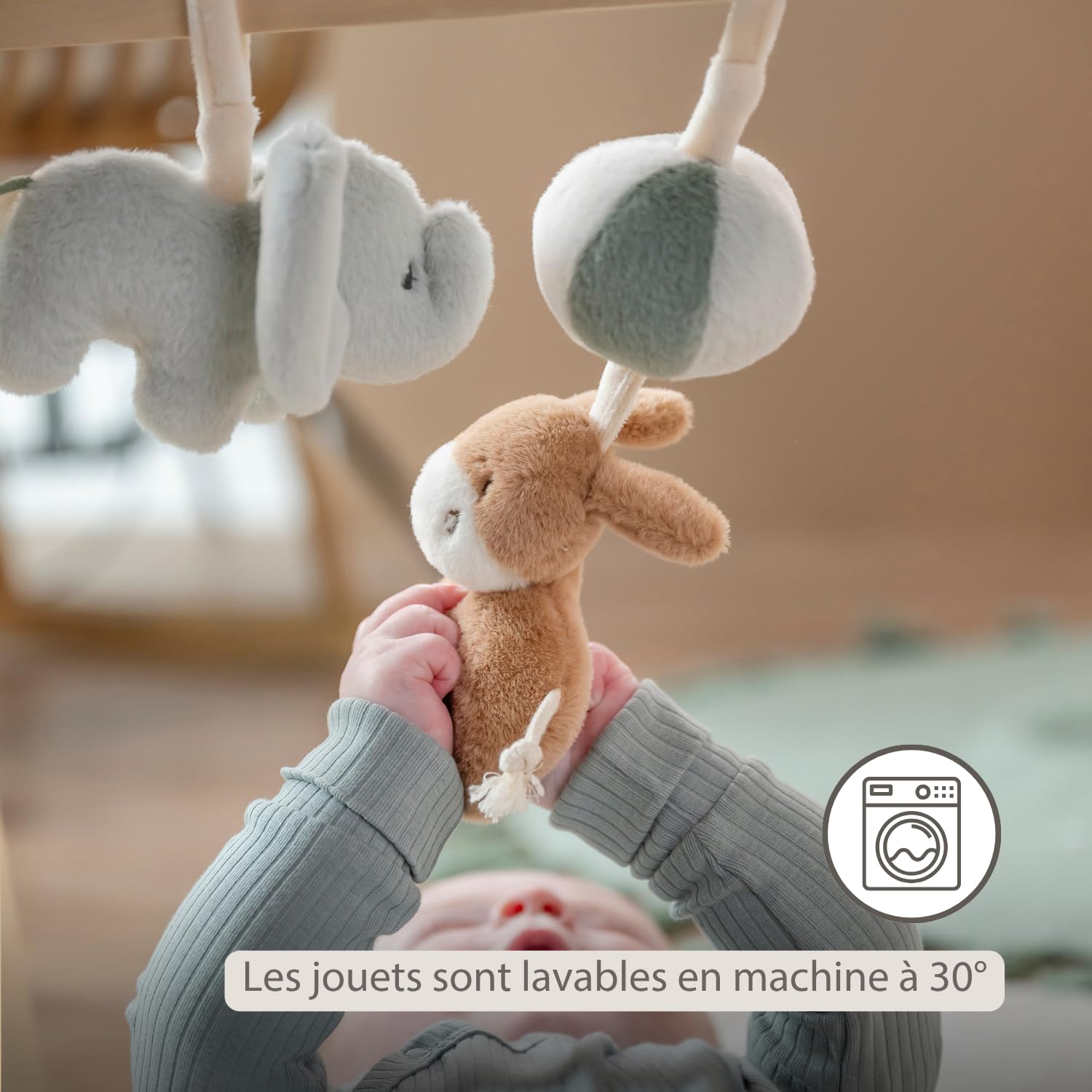Nattou LouLou Montessori Zabawka Bow Baby - Łuk do aktywności z drewna - Rozwój sensoryczny i motoryczny u niemowląt - 60 x 50 x 47 cm - Miękkie kolory - Zielony - Beżowy - Ecru