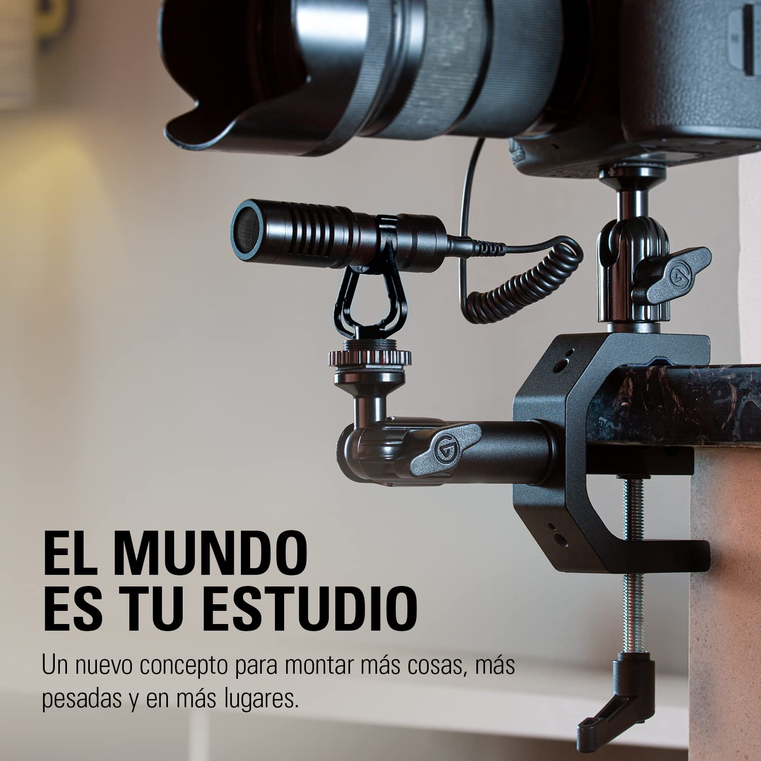 Elgato Heavy Clamp – Montura Profesional con Cabezal de rótula y 4 Orificios roscados de 1/4 Pulgadas, Segura y Resistente, para mesas, estantes y Postes, Ideal para cámaras, Luces, Flashes y más