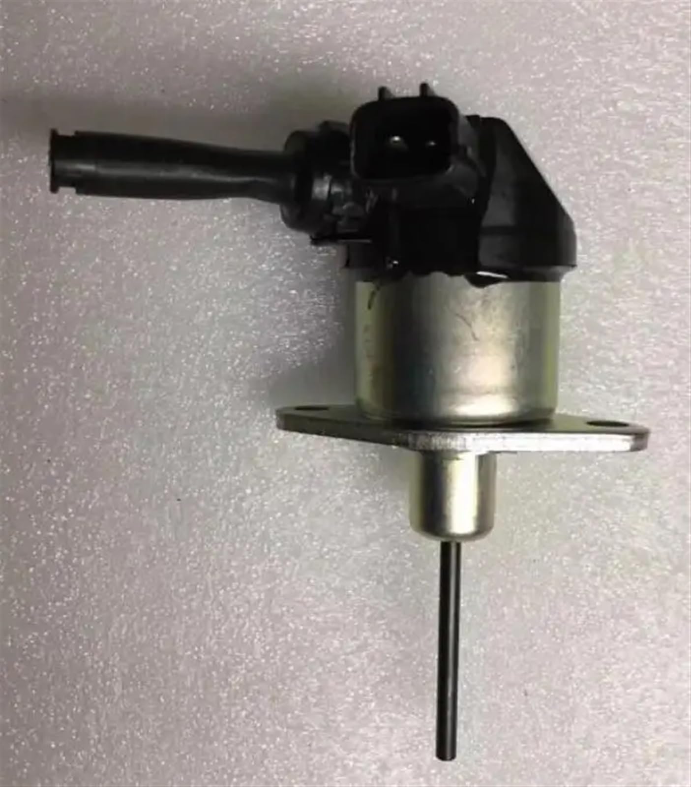 Apagado de solenoide de parada de combustible 1A021-60017 1A021-60015 12V for cortacésped de Tractor motor D1503 V2003 V2203 V2403 D1703 D1803