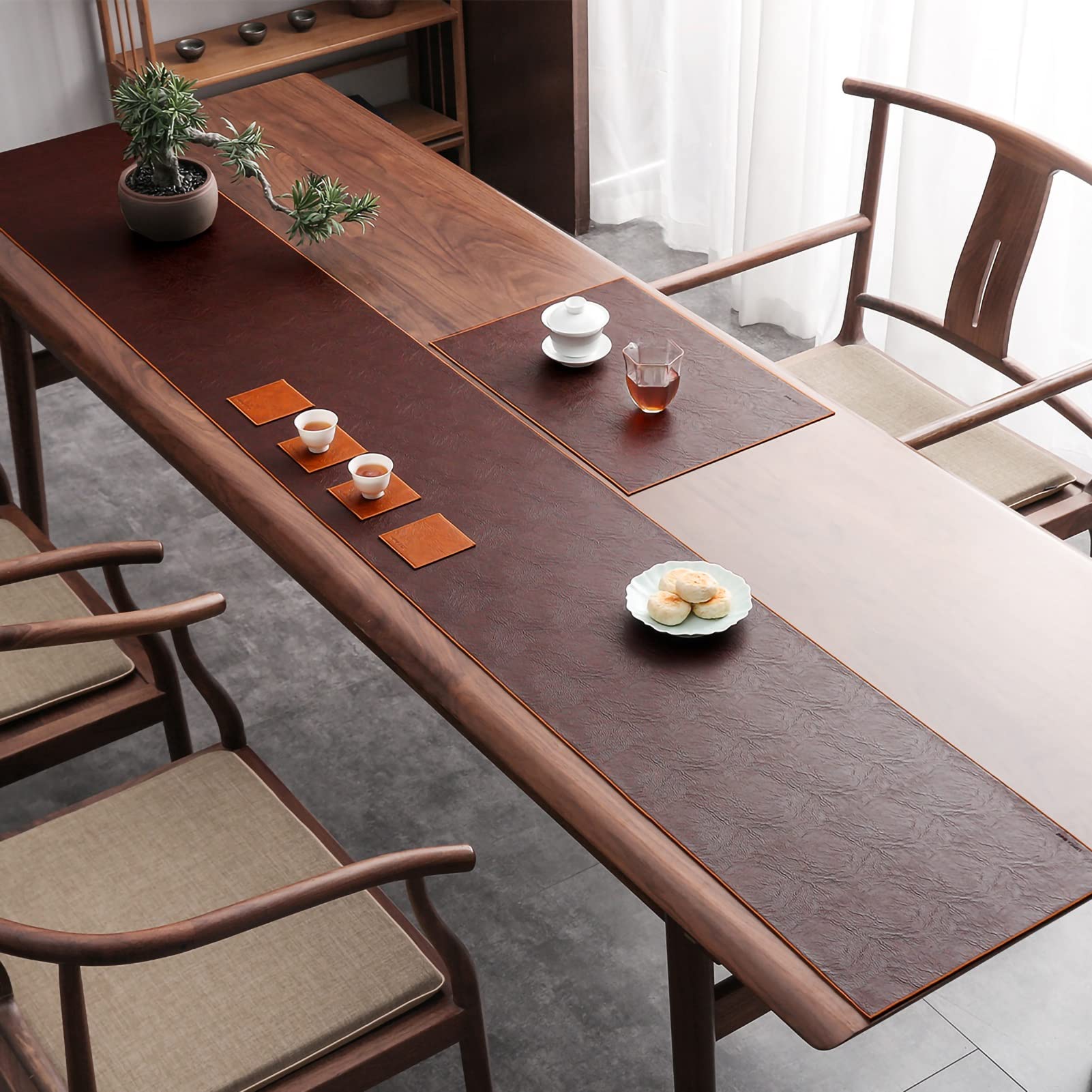 Amazon｜レザーテーブルランナー、ダークブラウンレザーダイニング