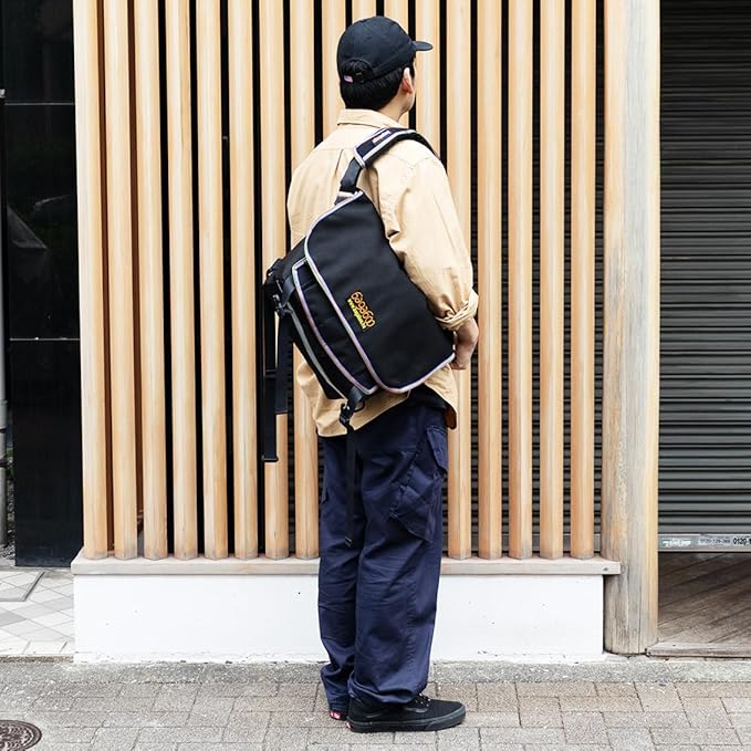 Amazon | [バガブー] Standard Messenger Bag スタンダード