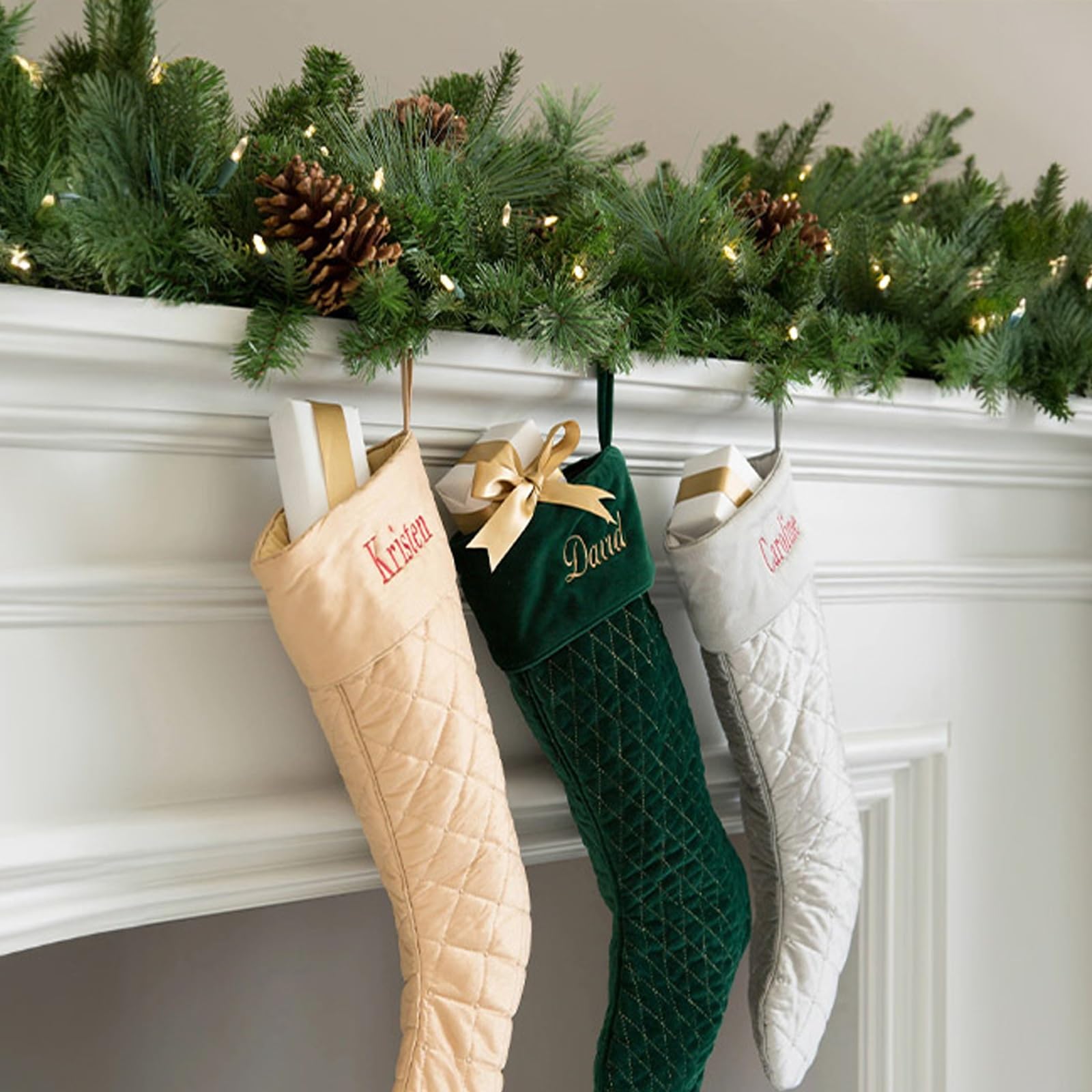Juego de 2 Adornos Navidad, Christmas Garland con piñas y luz, Guirnalda Navidad, para Porche, Puerta de Entrada, Interior y Exterior.(80cm/31in)