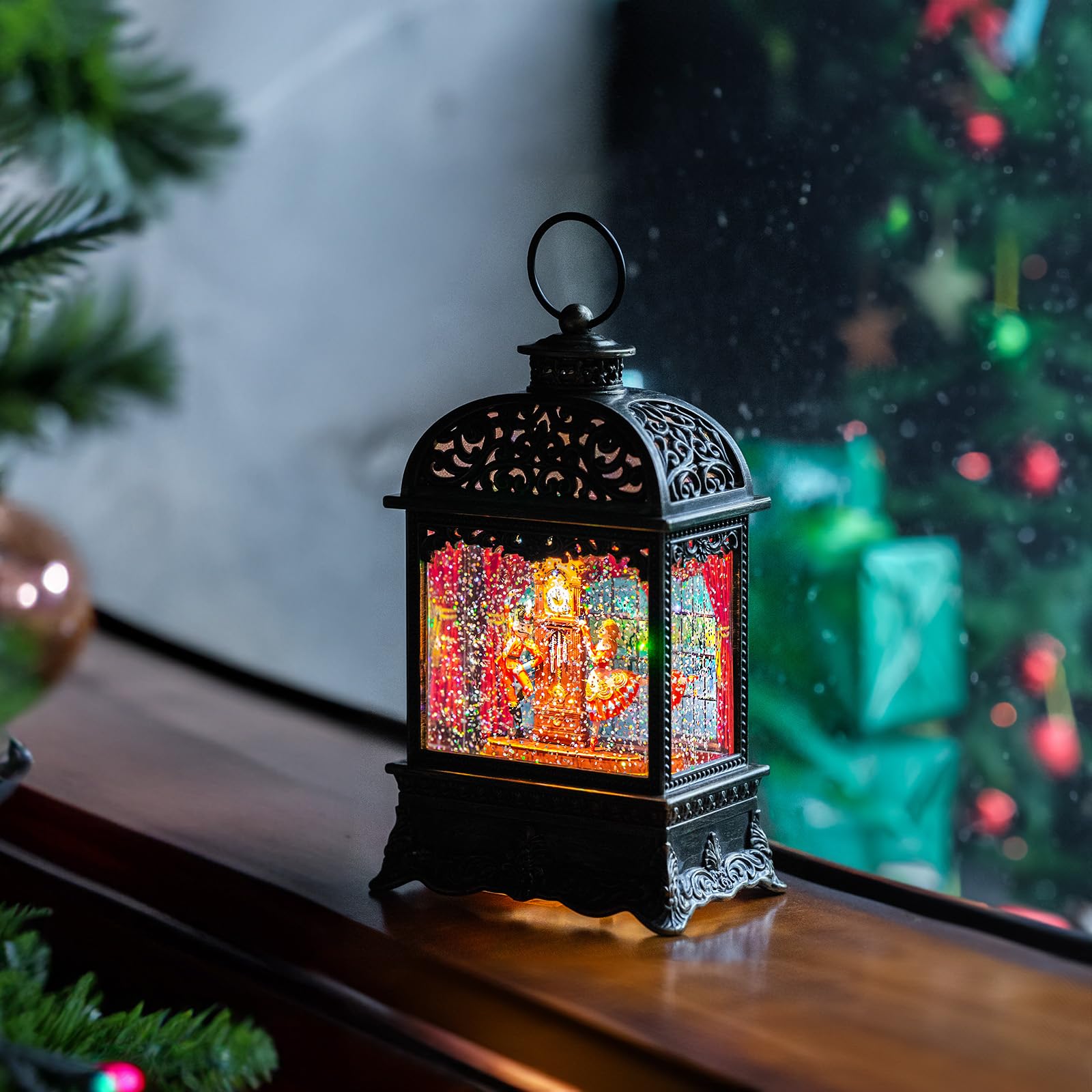 Weihnachts-Schneekugel-Lichter, funkelnde Spieluhr, USB- und batteriebetriebene Weihnachtsdekoration, Geschenke (neue Familienmitglieder)