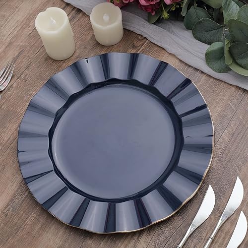 Tableclothsfactory Paquete de 10 platos redondos de plástico azul marino de 11 pulgadas, vajilla desechable con borde ondulado dorado para bodas,