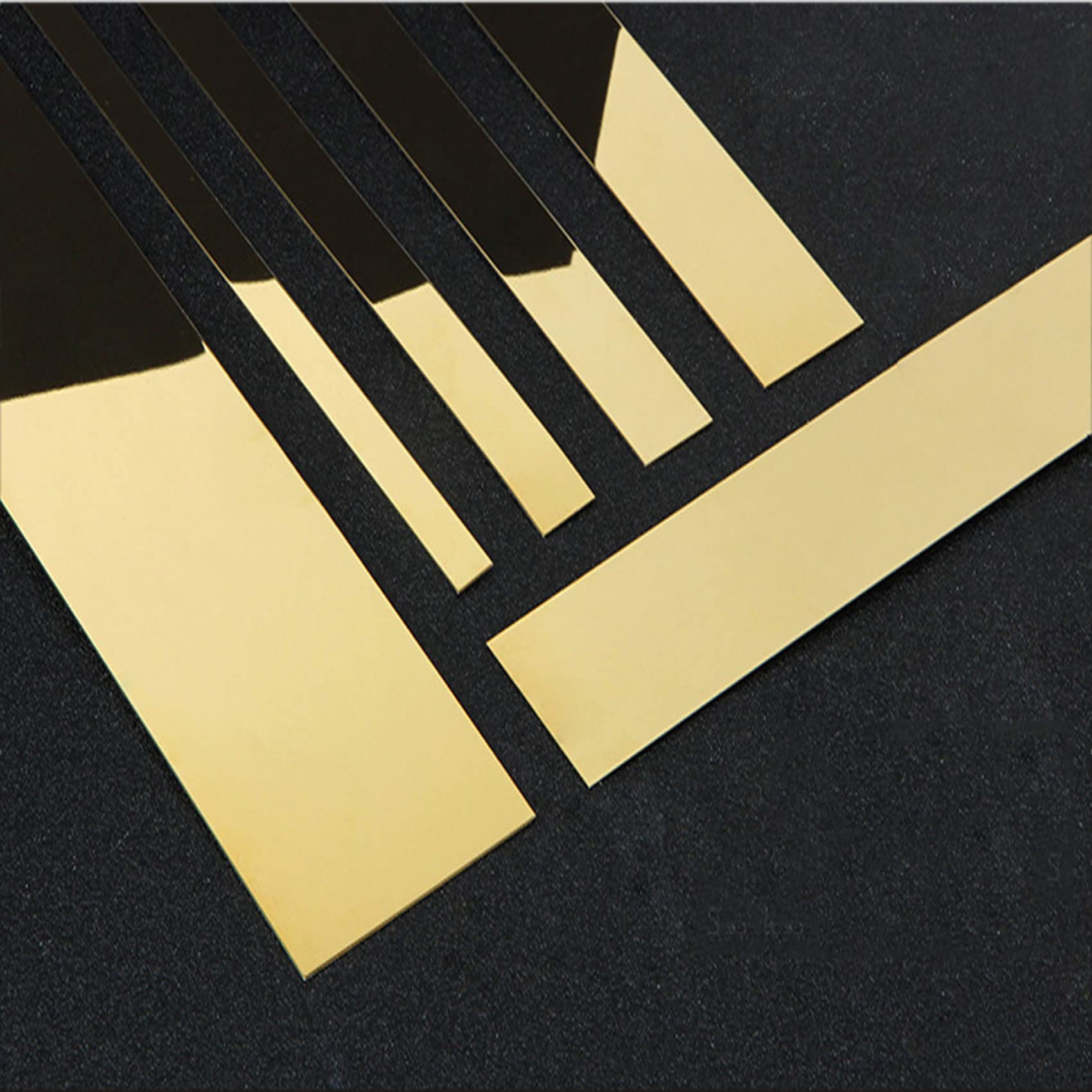 EGQLQ 10ft Flexible Metallic Decor Trim Self Adhesive Wall Molding Trim Wardrobe Vibrant Mirror Like Wall Ceiling Floor Cabinet Tile Edge Moulding,(Size:Width 4cm/1.57inch,Color:Glossy gold)