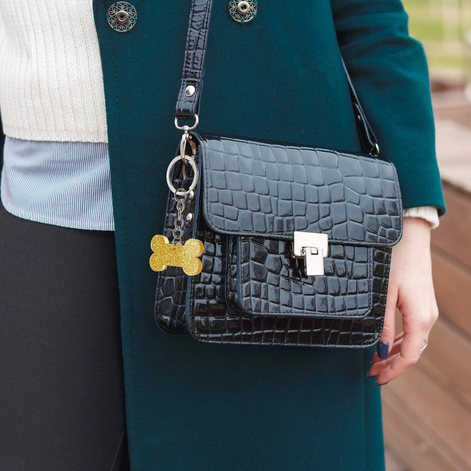 Dog Bone Shaped Silicone Mold Dog Bone Keychain Mold with Key Rings for DIY Keychain Decoration or Homemade Chocolate Dessert (8)