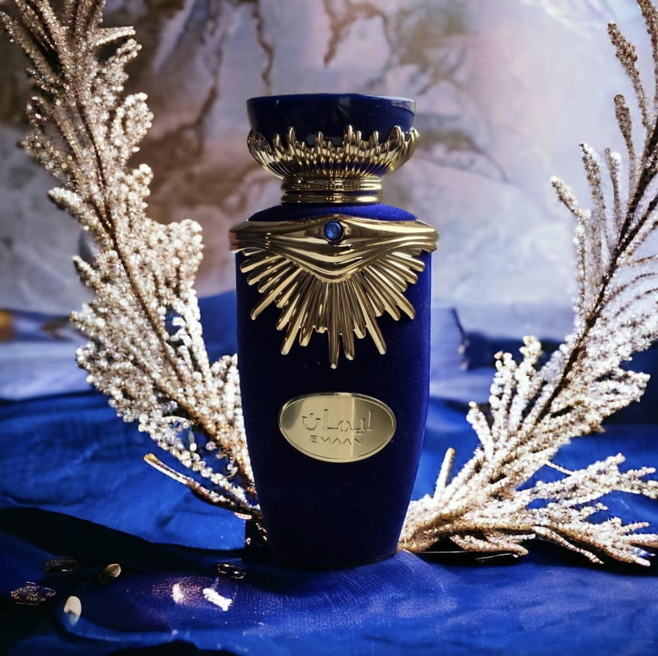 Perfume Emaan Eau de Parfum 100 ml, Perfume Árabe para Mujer de Larga Duración, Incluye Atomizador Recargable 5ML, Fragancia Floral y Oriental con Notas de Bergamota, Tuberosa y Vainilla (Emaan)