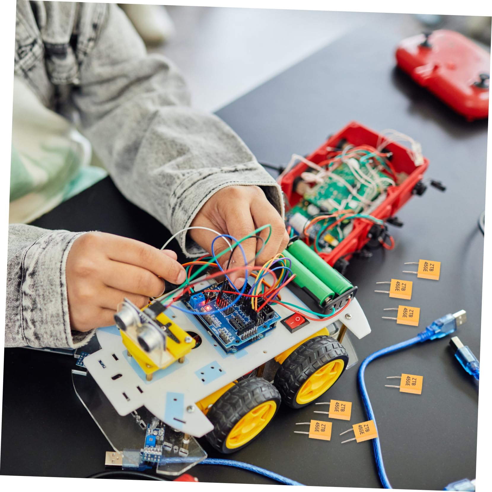 KICHOUSE 40pcs Ceramic Crystal Oscillator 16 Mhz Resonator Tv Remote Air Conditioniner Encendedores Electricos Tv Accessory Air Condiitoner Air Conditionar Ceramics Orange