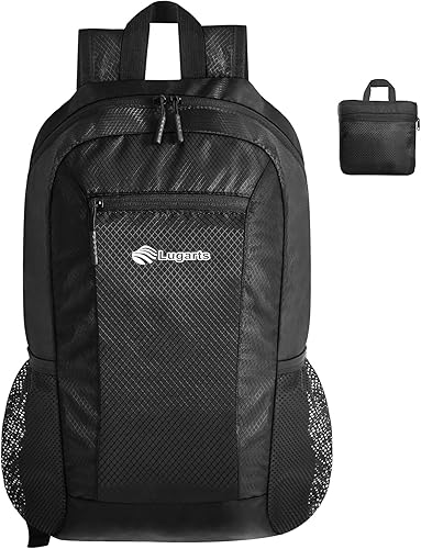 VPBAGE Mochila de senderismo de 15 L, mochila pequeña resistente al agua para viajes al aire libre, mochila ligera con silbato de emergencia, Negro