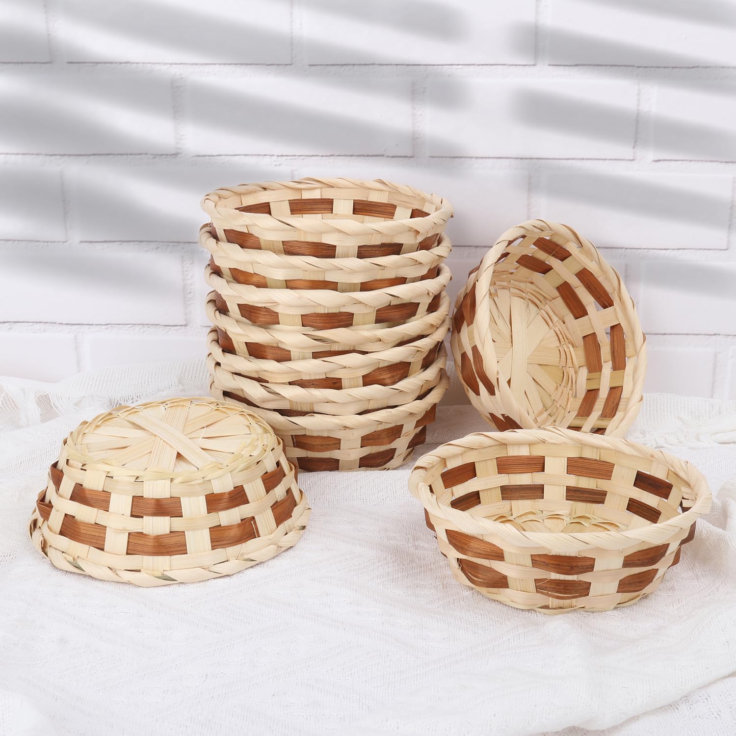20 Pack Round Bamboo Bread Baskets - 6.5 Inch Woven Fruit Serving Baskets, Kitchen Storage & Decor