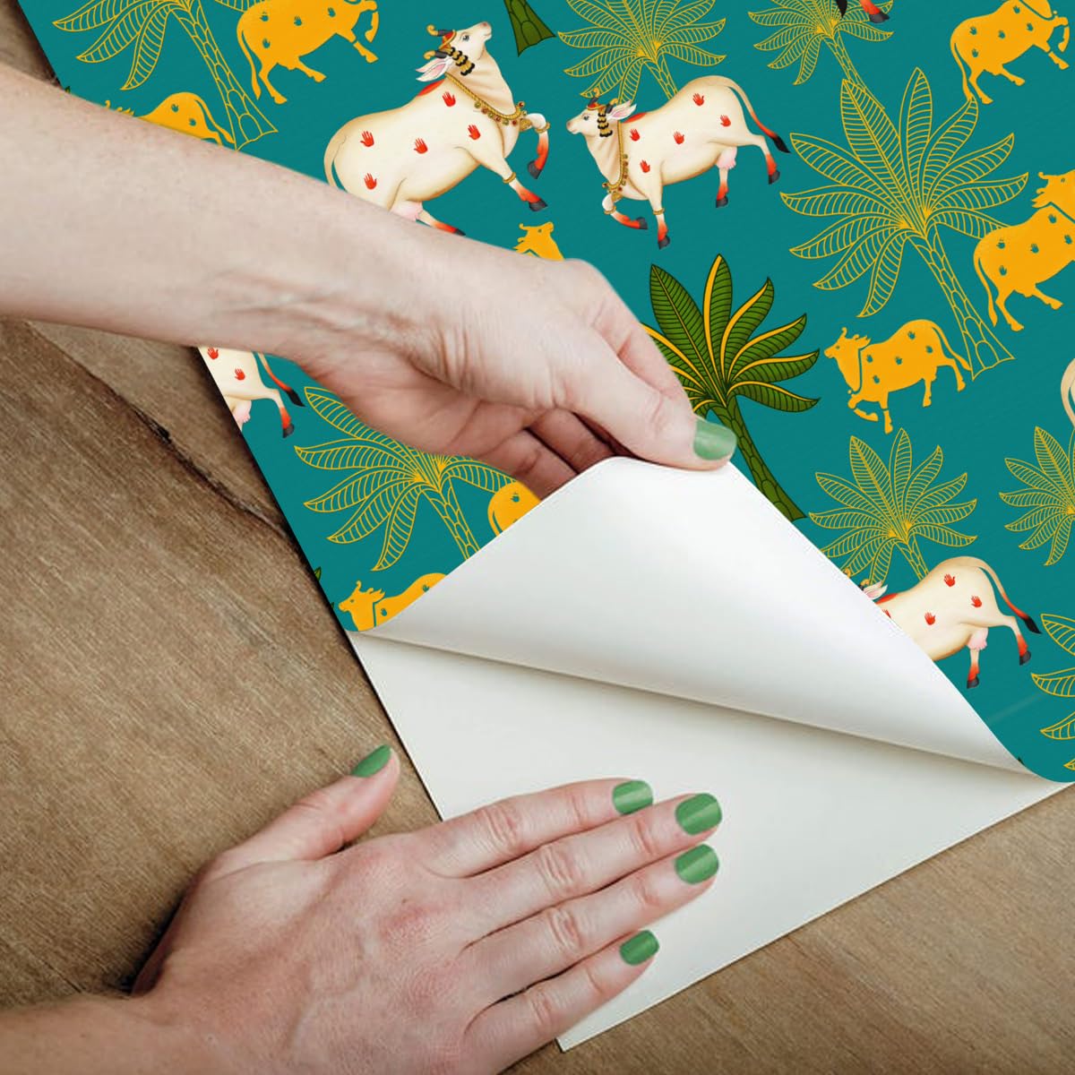 DecorKing Wallpaper Self Adhesive Wall Grain Textured Wallpaper Green PICHWAI (244cm x 41cm)