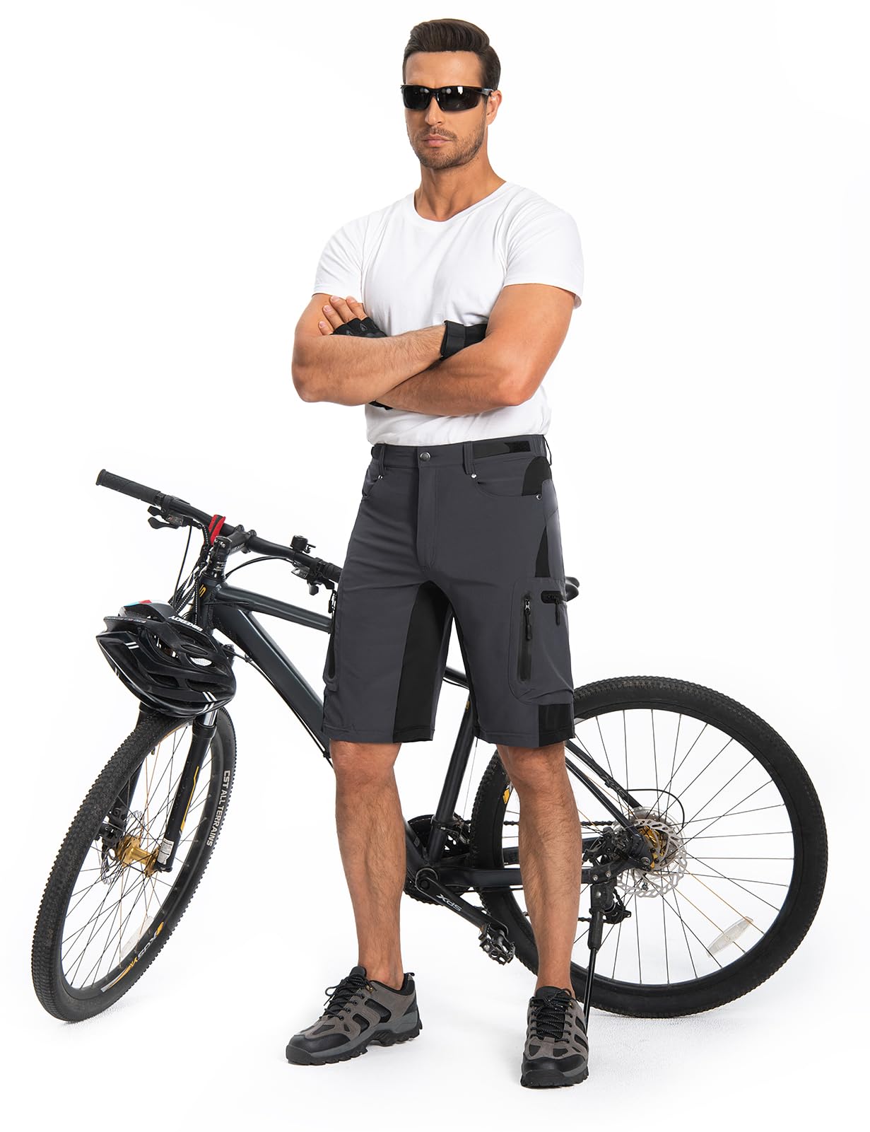 Hiauspor Mens Hiking Cargo Shorts Lightweight Water-Resistant Quick Dry Stretch for Casual Golf Fishing Tactical Bike Outdoor (Dark Grey, Medium)