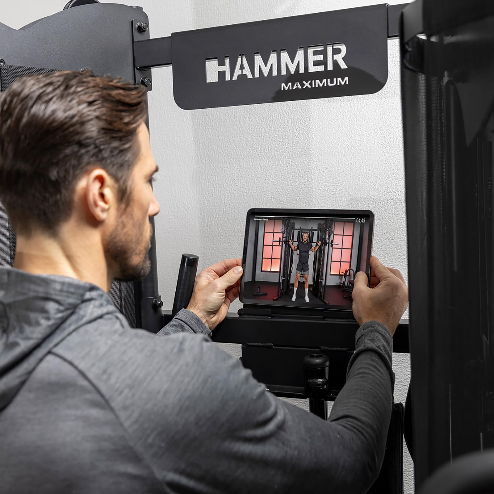 HAMMER Kraftstation Autark 9.0, kompakte Fitnessstation für zu Hause, Fitness-Tower mit Doppel-Seilzugsystem und zusätzlichen 2 Kabelzügen, 2 x 80 kg Gewichtsblöcke, Home Gym Sport Gerät, Zubehör-Set