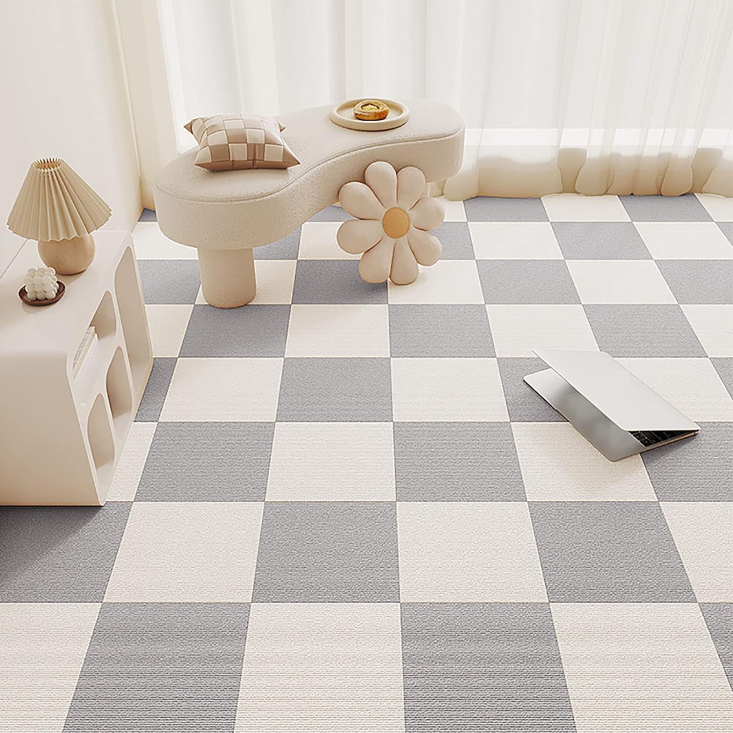 Losetas de alfombra autoadhesivas 14 piezas Losetas de alfombra autoadhesivas, despegar y pegar, baldosas de alfombra de empalme sin costuras de dos colores antideslizantes 50 cm(Beige*6+light Gray*6)
