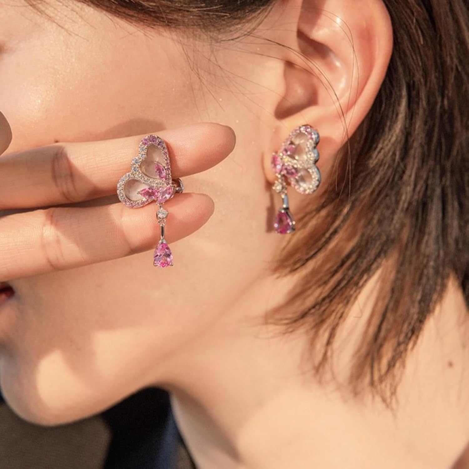 Elegantes aretes de plata de ley 925 con diseño de concha de mar rosa/circonita cúbica y rubí rosa para mujer, aretes colgantes delicados para novia y dama de honor