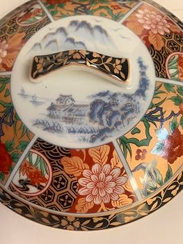 有田焼 昇龍窯 三段重 蓋付き重ね鉢 重箱 古伊万里紋 金彩