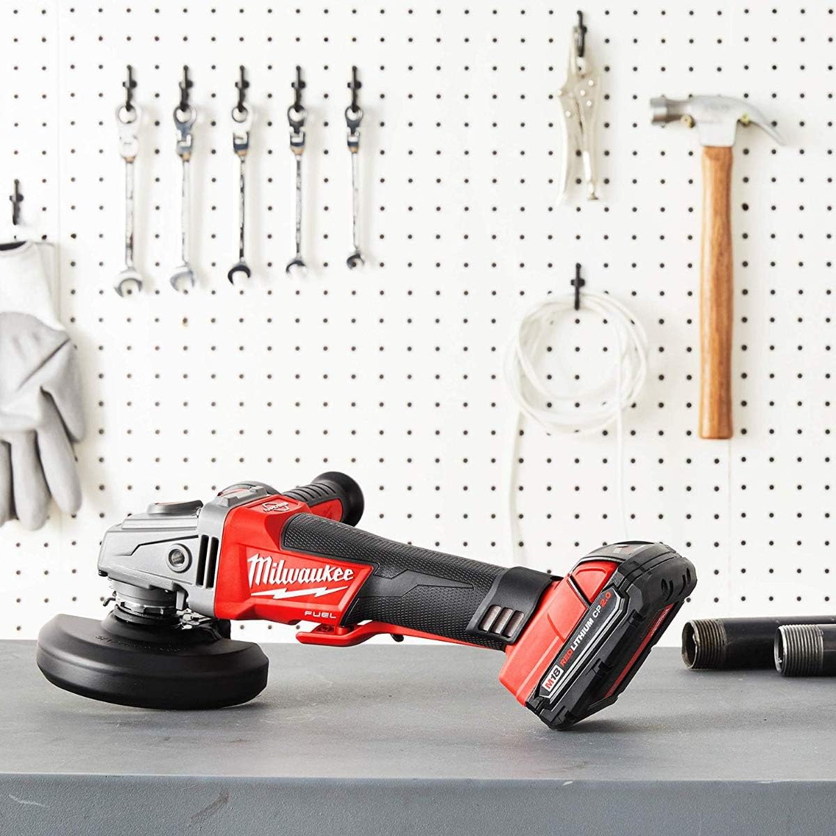 MILWAUKEE'S Cordless Angle Grinder, 8500 rpm (2783-20)
