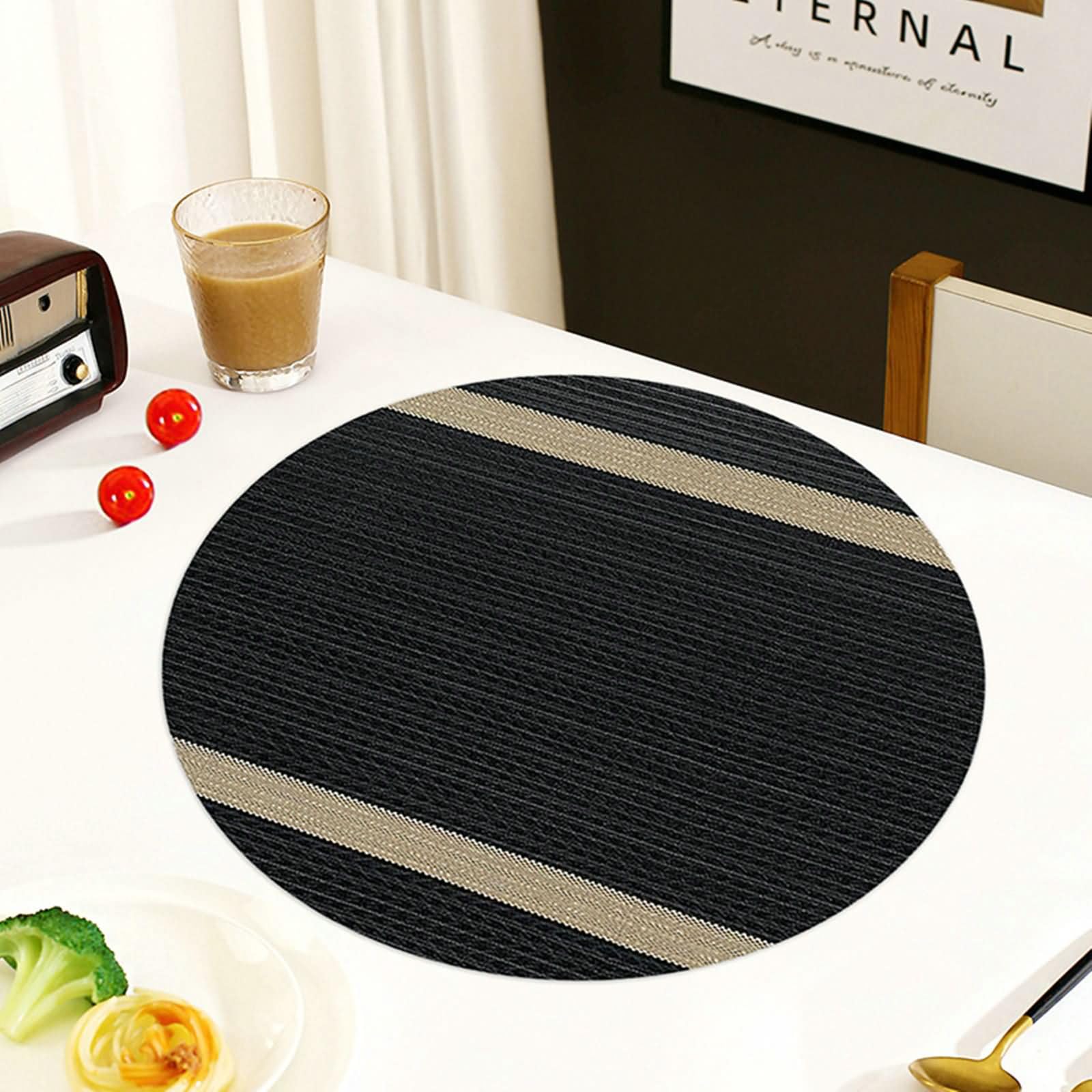 Tovagliette Americana Lavabili Set 10,38 CM, PVC,Rotondo con Strisce,Tovaglietta Tavola Moderno Oro Nero