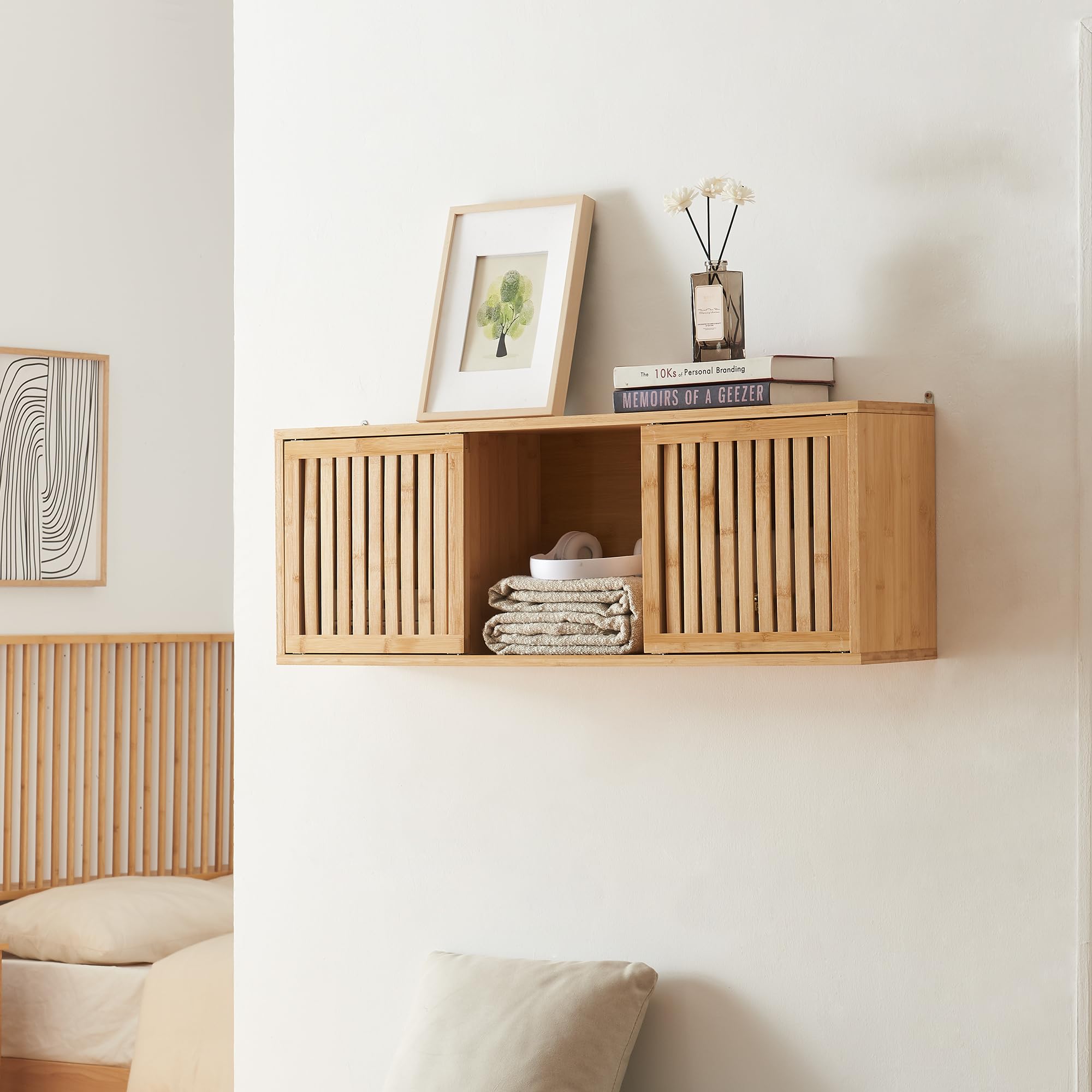 Estantería de pie Ypäjä con 4 compartimentos bambú 120x84x39cm - Natural [en.casa