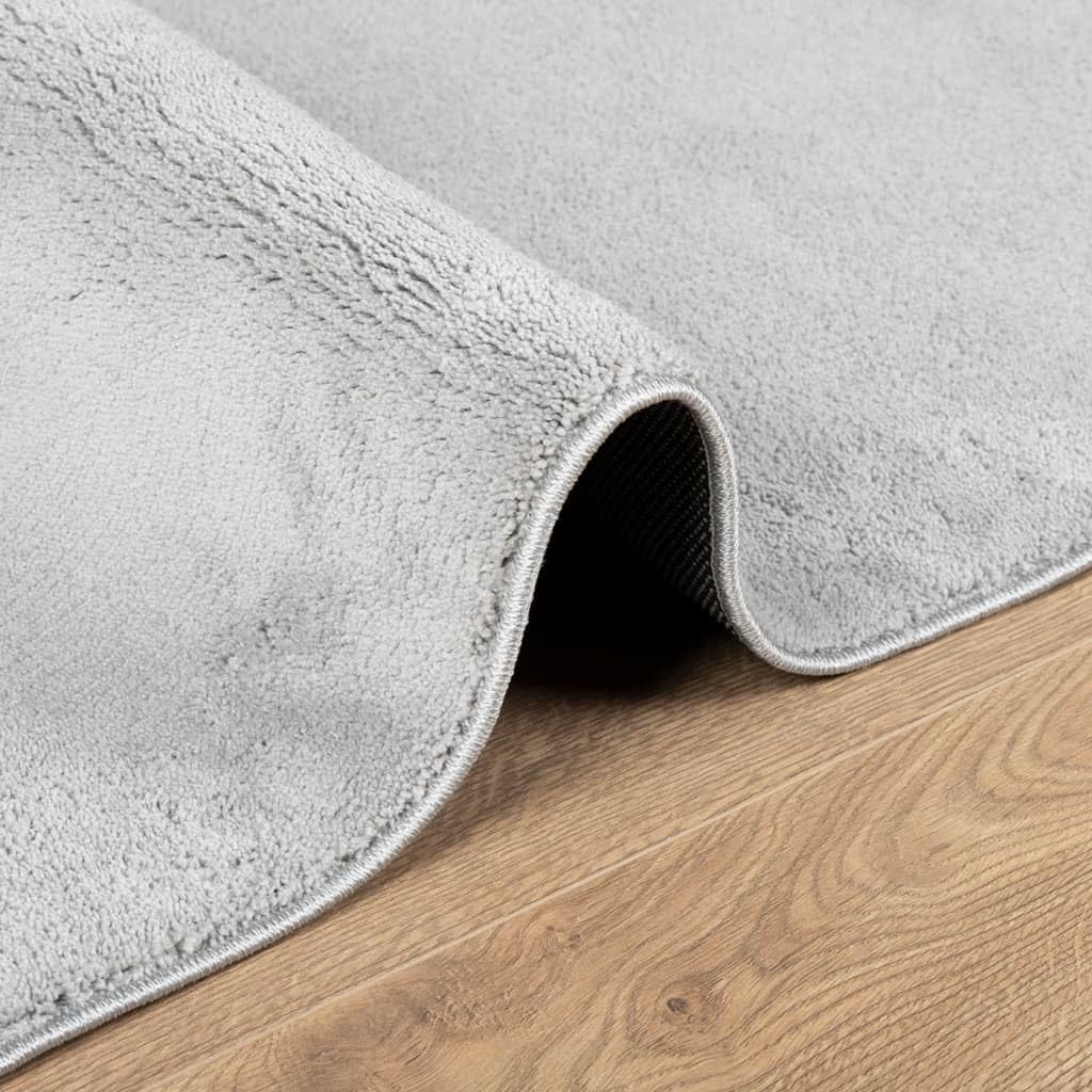 Tapis Oviedo à Poils Courts Gris 60x110 cm, Moelleux et Doux, idéal pour Salon, Chambre ou Bureau, Compatible Chauffage au Sol, décoration intérieure Moderne et cocooning