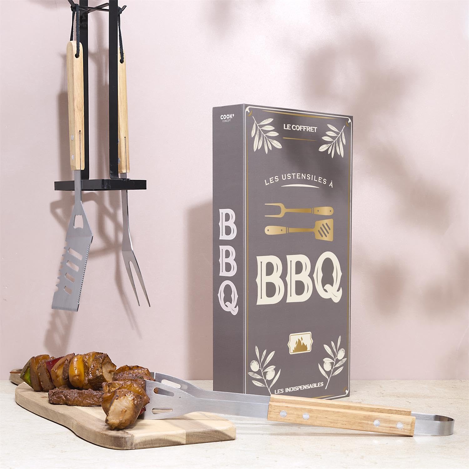 Set de regalo de accesorios para barbacoa de 3 piezas – Pinzas para barbacoa, espátula de barbacoa y tenedor de barbacoa de acero inoxidable con mango de madera – Incluye caja de regalo/maletín (forma
