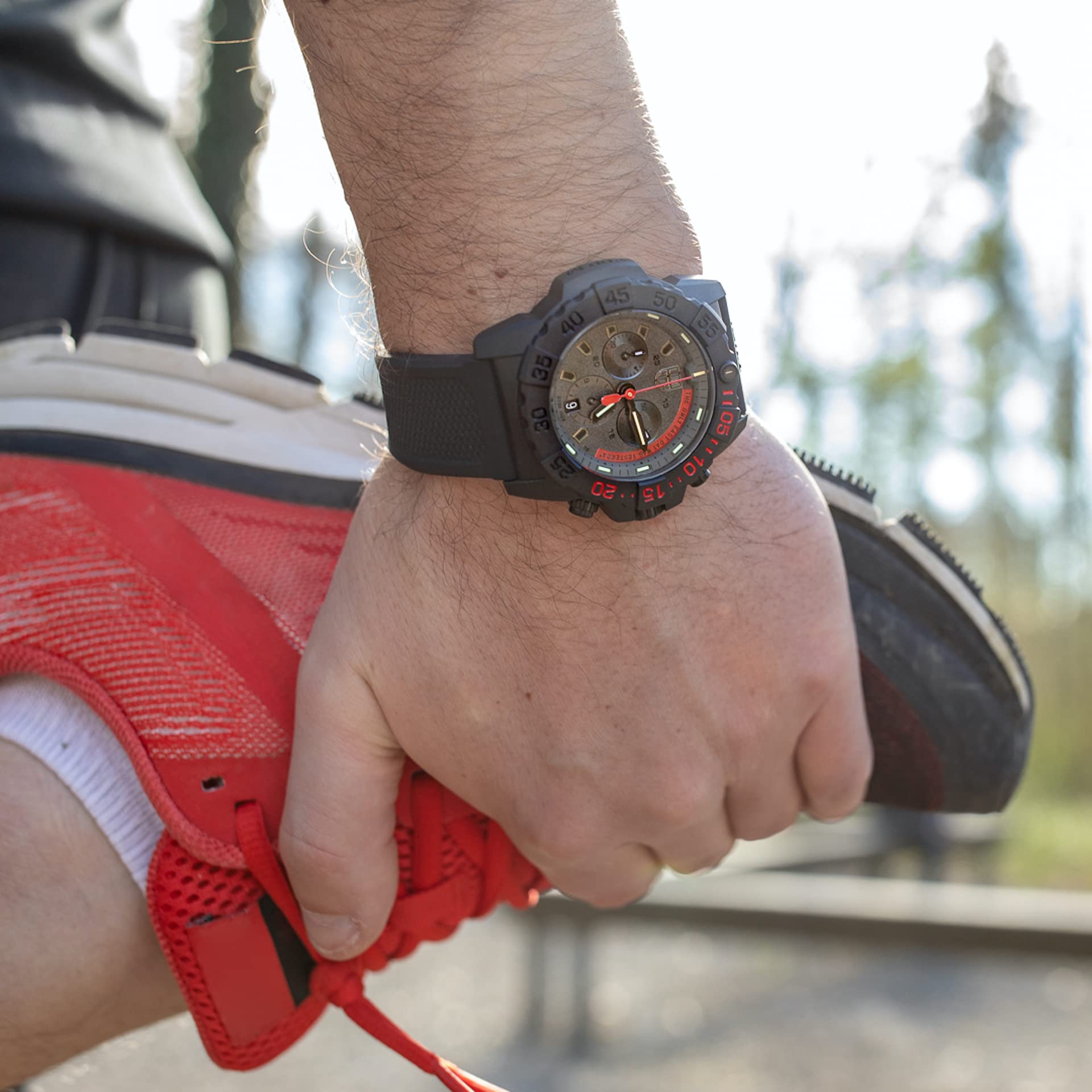 Luminox - Navy SEAL XS.3581.EY - Herrenuhr 45mm - Taucheruhr in Schwarz mit Datumsanzeige Chronograph - 200m Wasserdicht - Herren Uhr - Hergestellt in der Schweiz