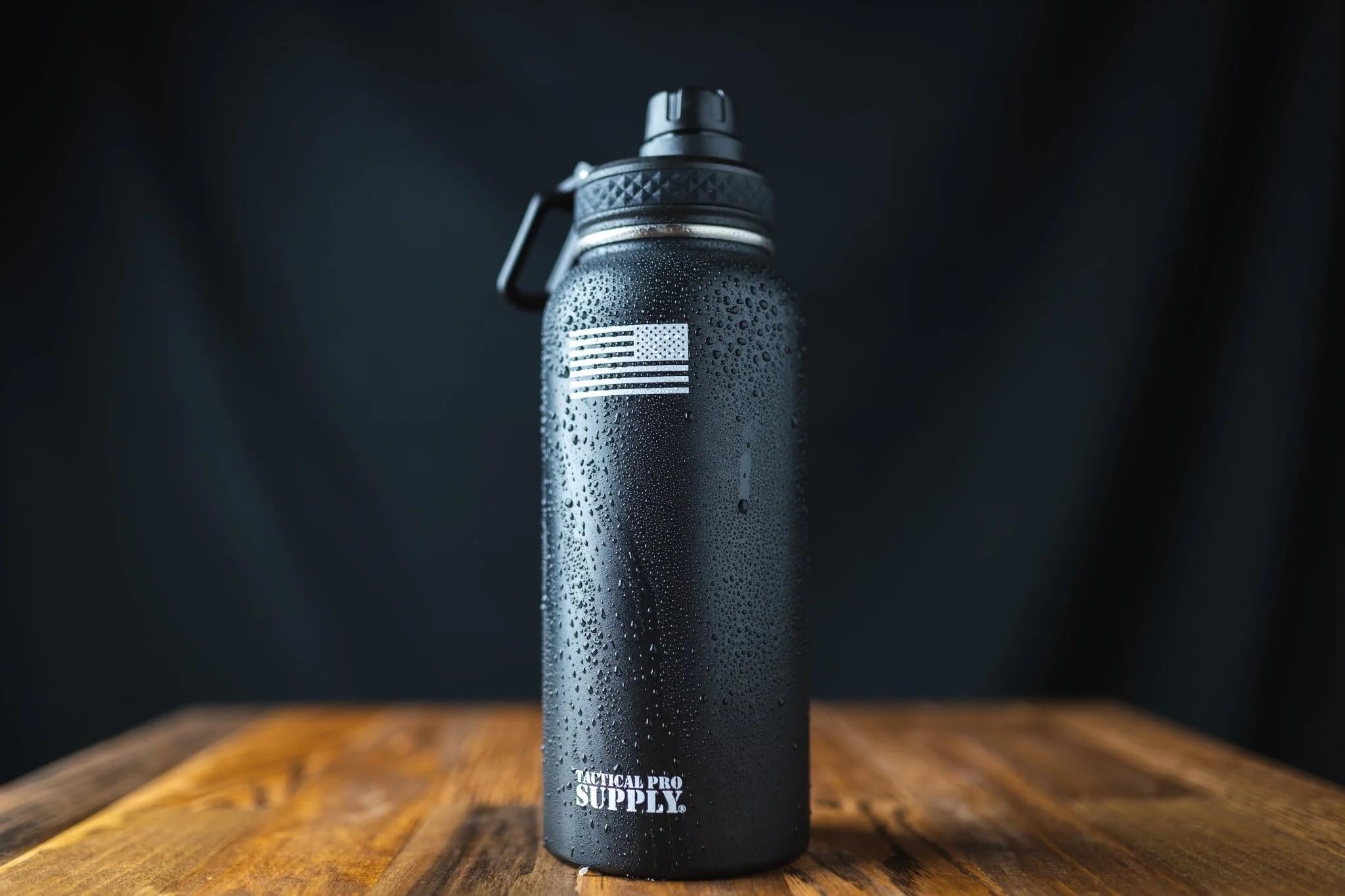 Tactical Pro Supply Patriotische Wasserflaschen, dekoriert in den USA, hergestellt aus hochwertigem Edelstahl, doppelwandig, vakuumisoliert, 900 ml