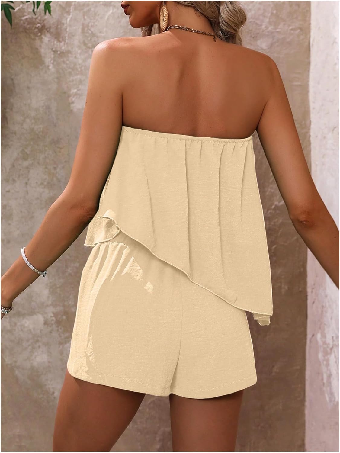 SOLY HUX Women's Summer 2 Piece Outfits Sleeveless Asymmetrical Tube Top and Shorts Set - Image 2