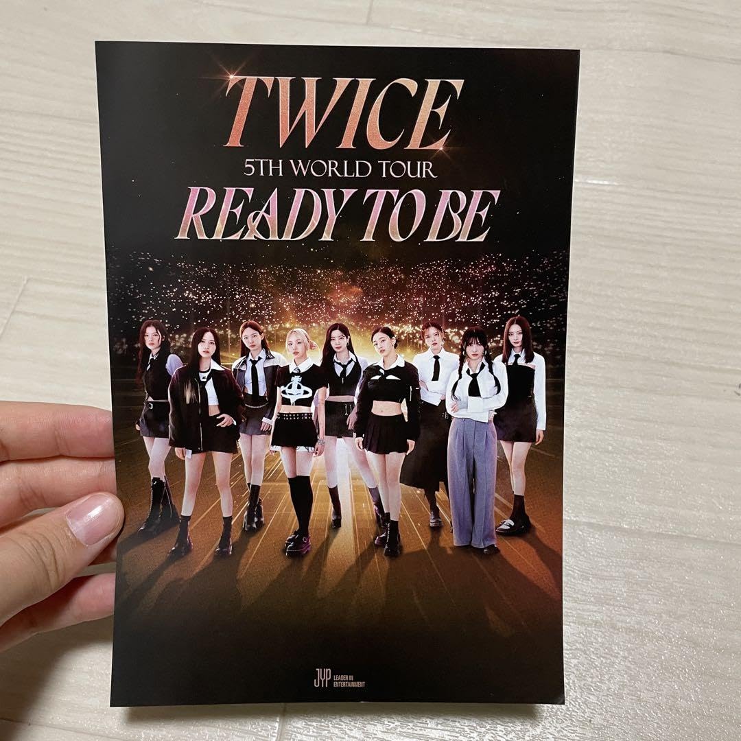 Amazon.co.jp: TWICE 大阪 ライブ アップグレード グッズ 特典 : おもちゃ