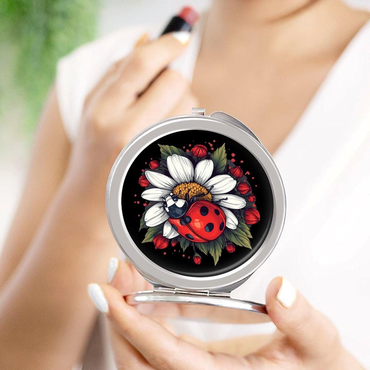 Daisy Flower with Ladybug Insect Compact Makeup Mirror Mini Foldable Cosmetic Mirror Portable Travel Mirror for Purse Pocket