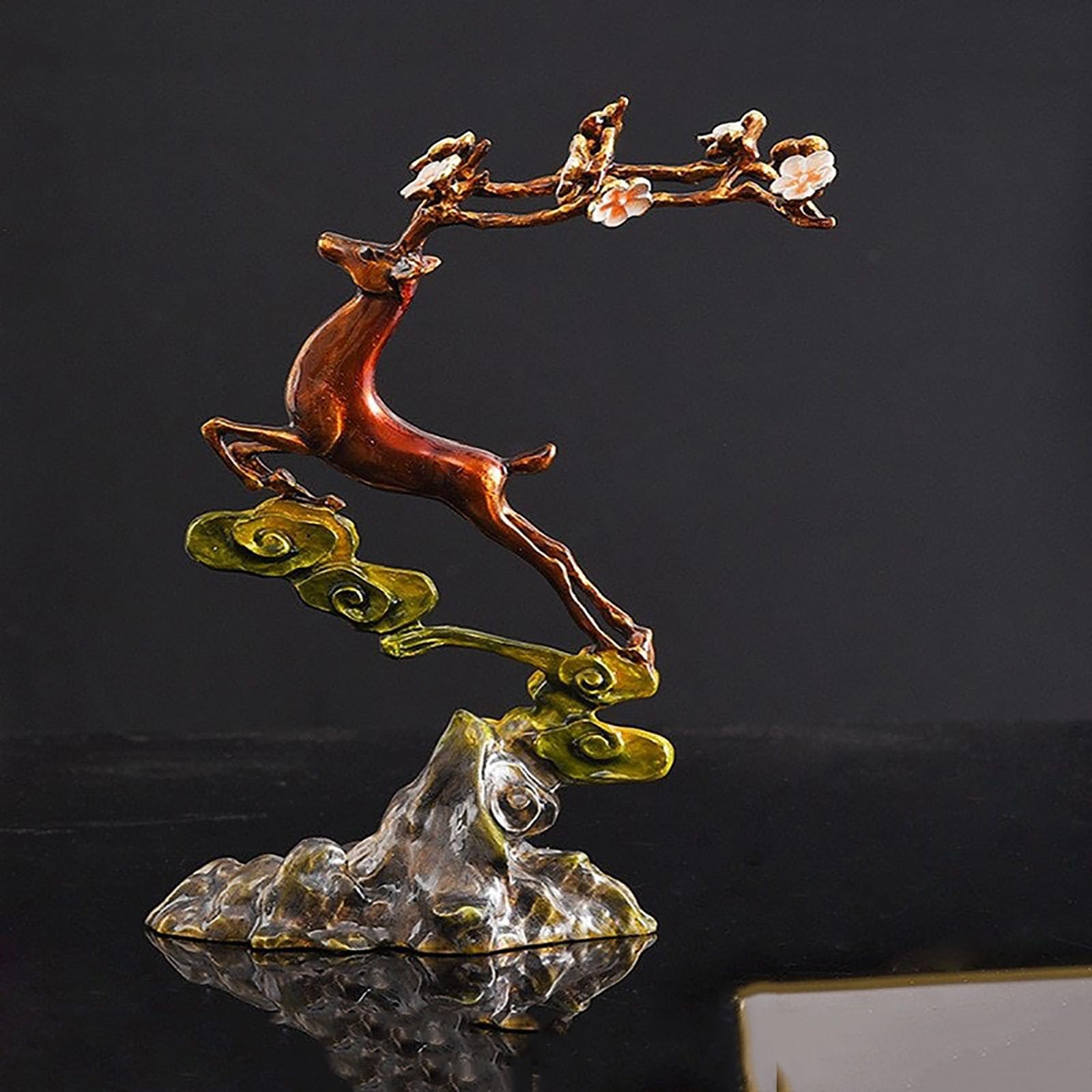 エナメルの置物シカの装飾品