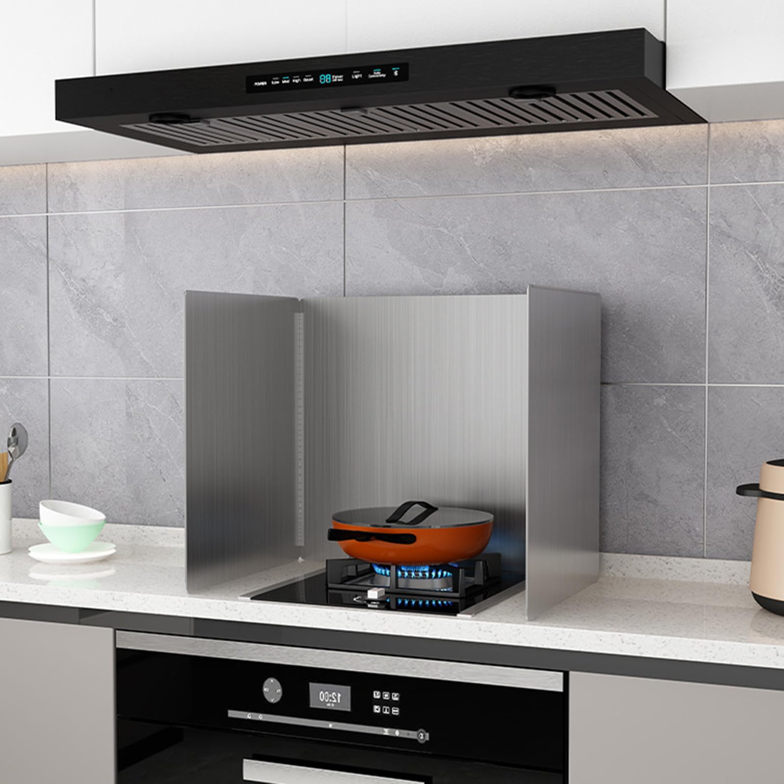 Crédence de cuisine inox brossé facile à utiliser et résistante aux projections