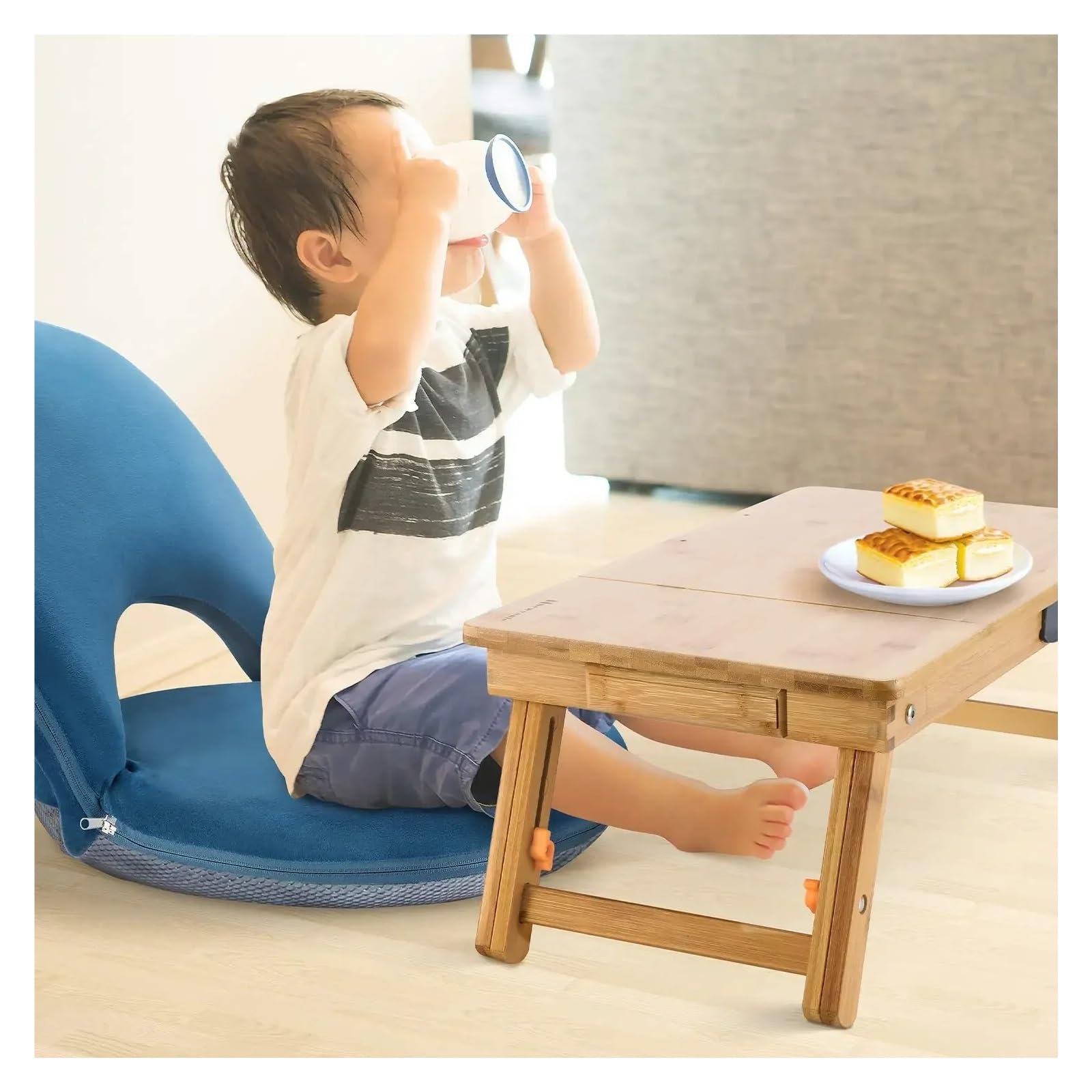 Verstellbarer Bambus-Laptop-Bett-Tablett, Tisch, faltbar, Frühstücksschreibtisch mit geneigtem tragbarem Laptop-Ständer für Bett und Sofa, ideal für Arbeit und Freizeit