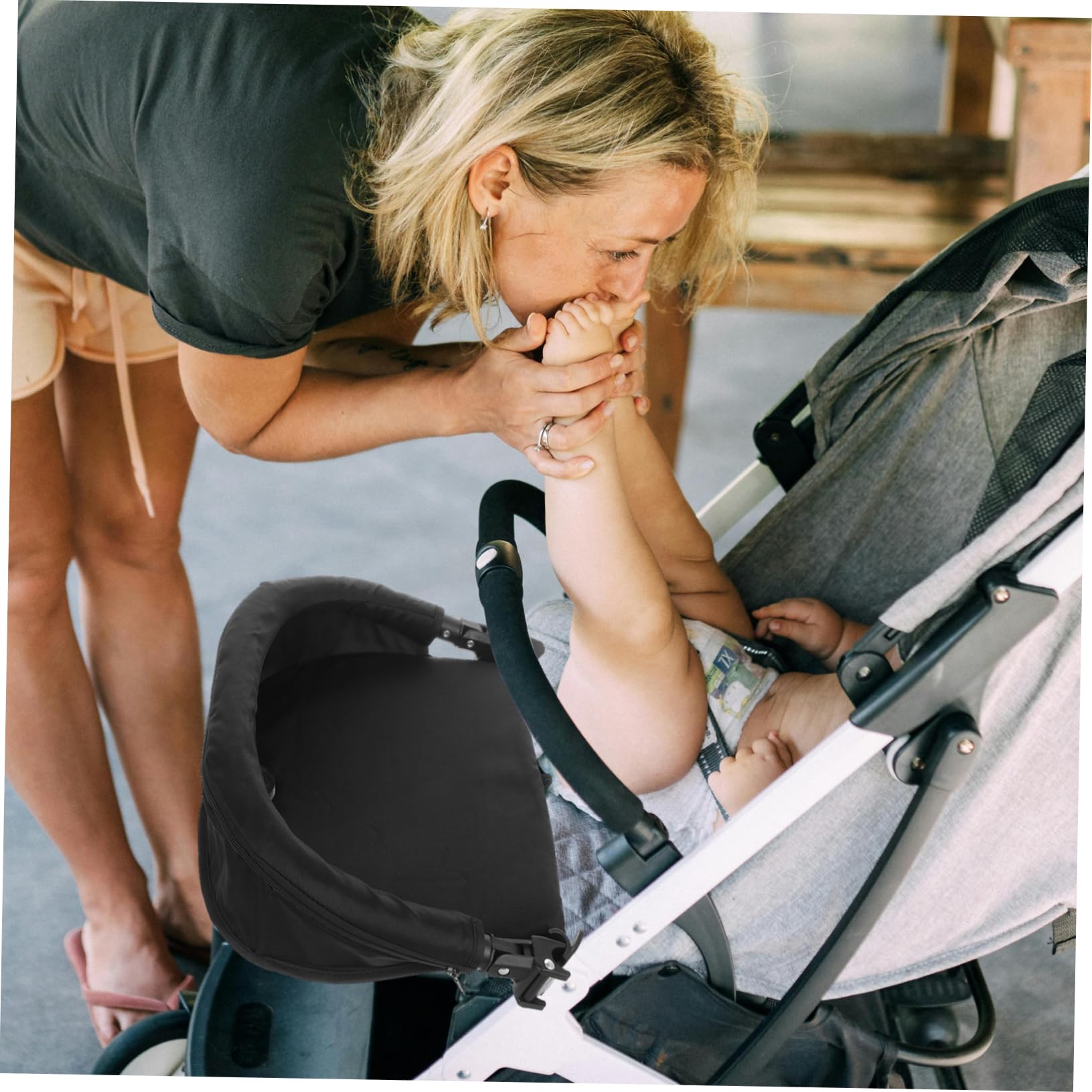 Vaguelly Extension Repose-Pieds Accoudoir de Sécurité et Installation Facile en Tissu Noir pour Poussette Bébé pour Poussette de Jogging