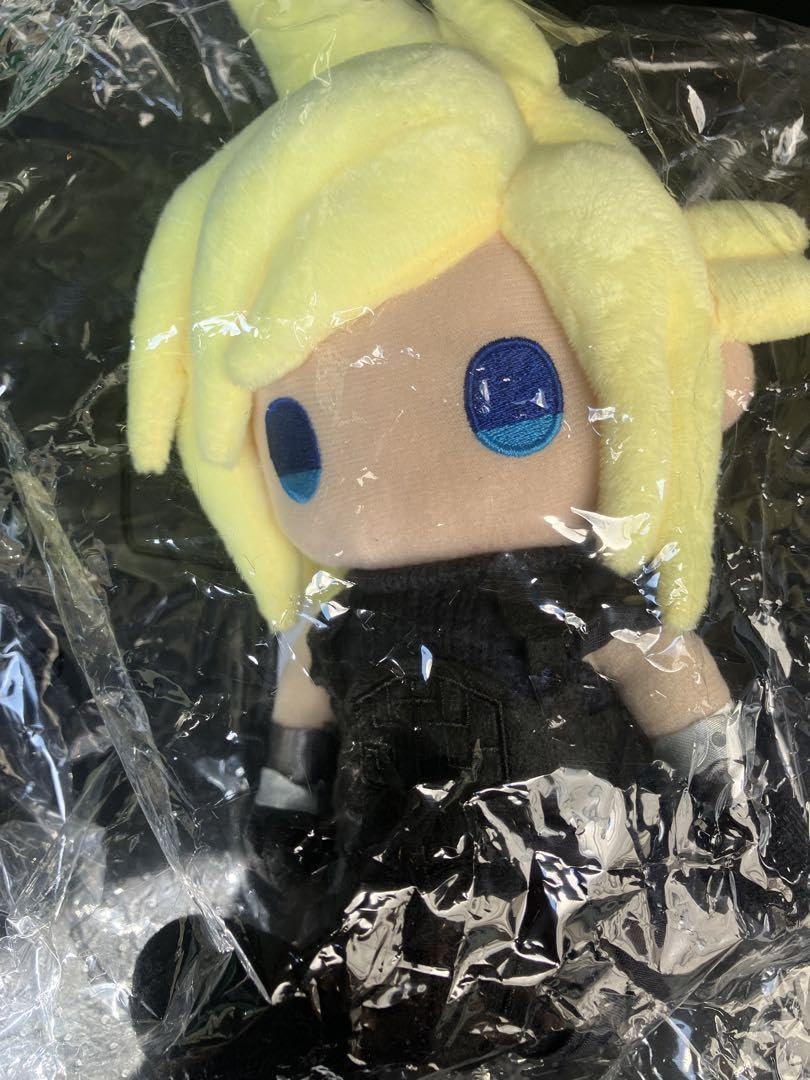 Amazon.co.jp: FFVII アドベントチルドレン ぬいぐるみ クラウド