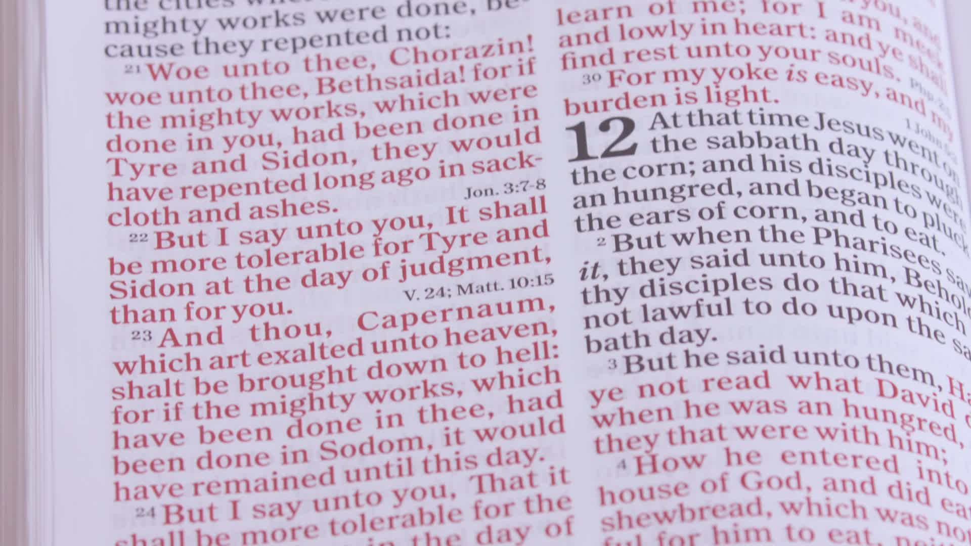 Image of KJV Super Giant Print Reference Bible, Saddle Brown LeatherTouch, Indexed, KJV Holy Bible, Red Letter, Pure Cambridge Text, Presentation Page, ... Full-Color Maps, Easy-to-Read Bible MCM Type